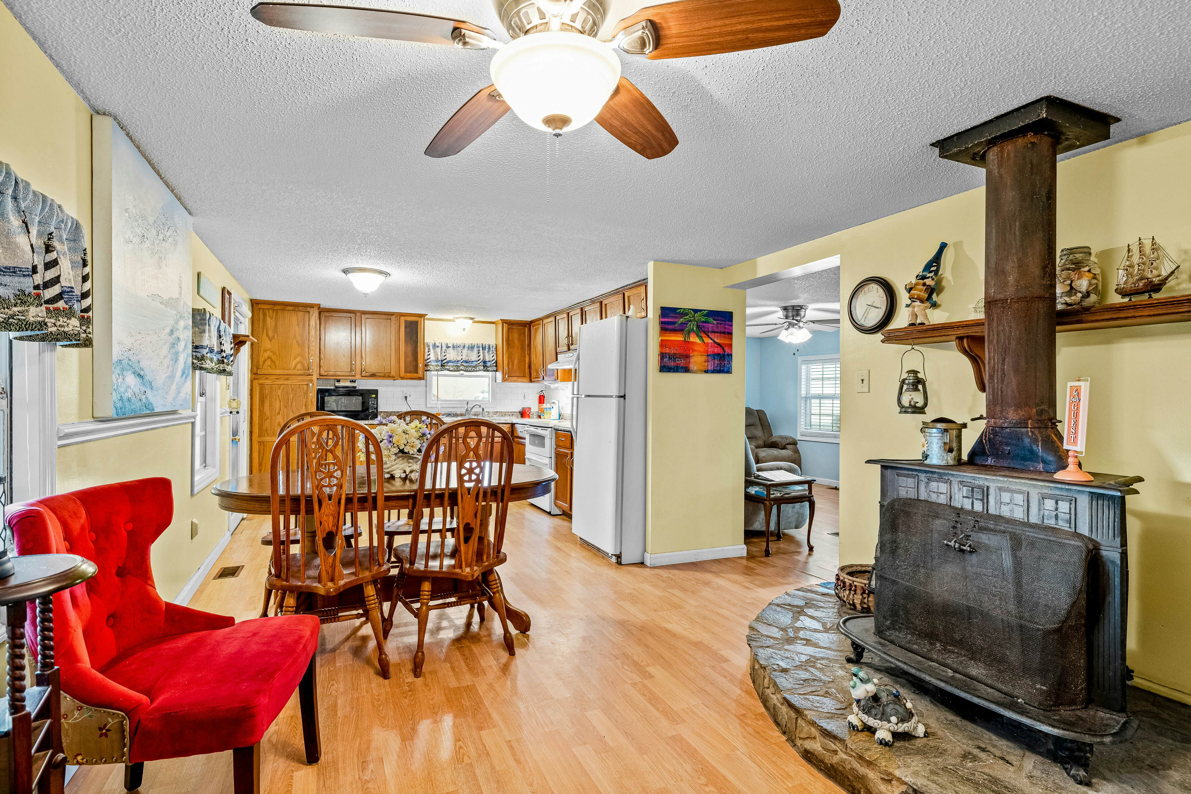 AB98 Fanci's Hideout