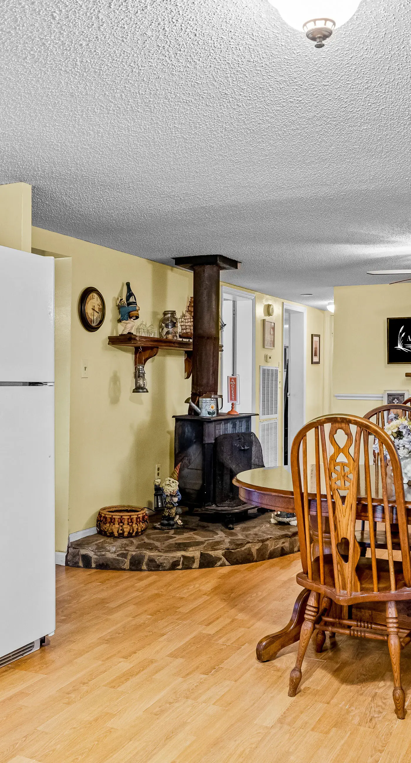 AB98 Fanci's Hideout