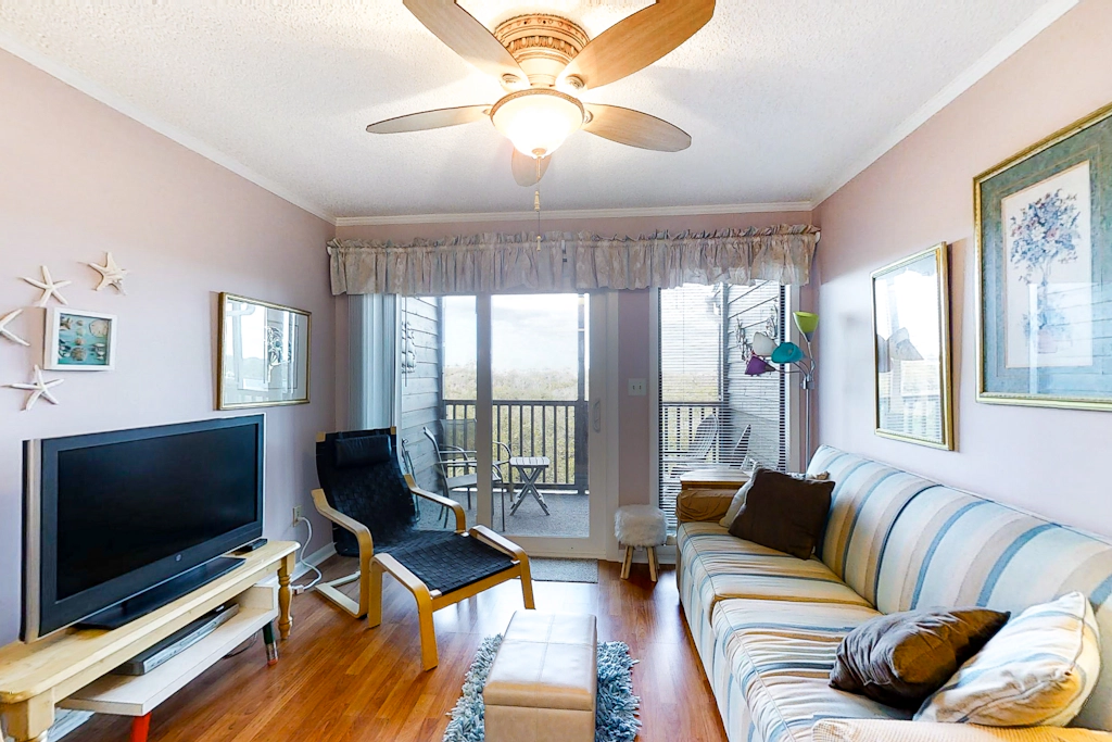 ABIBS50 Island Beach & Racquet Club H304