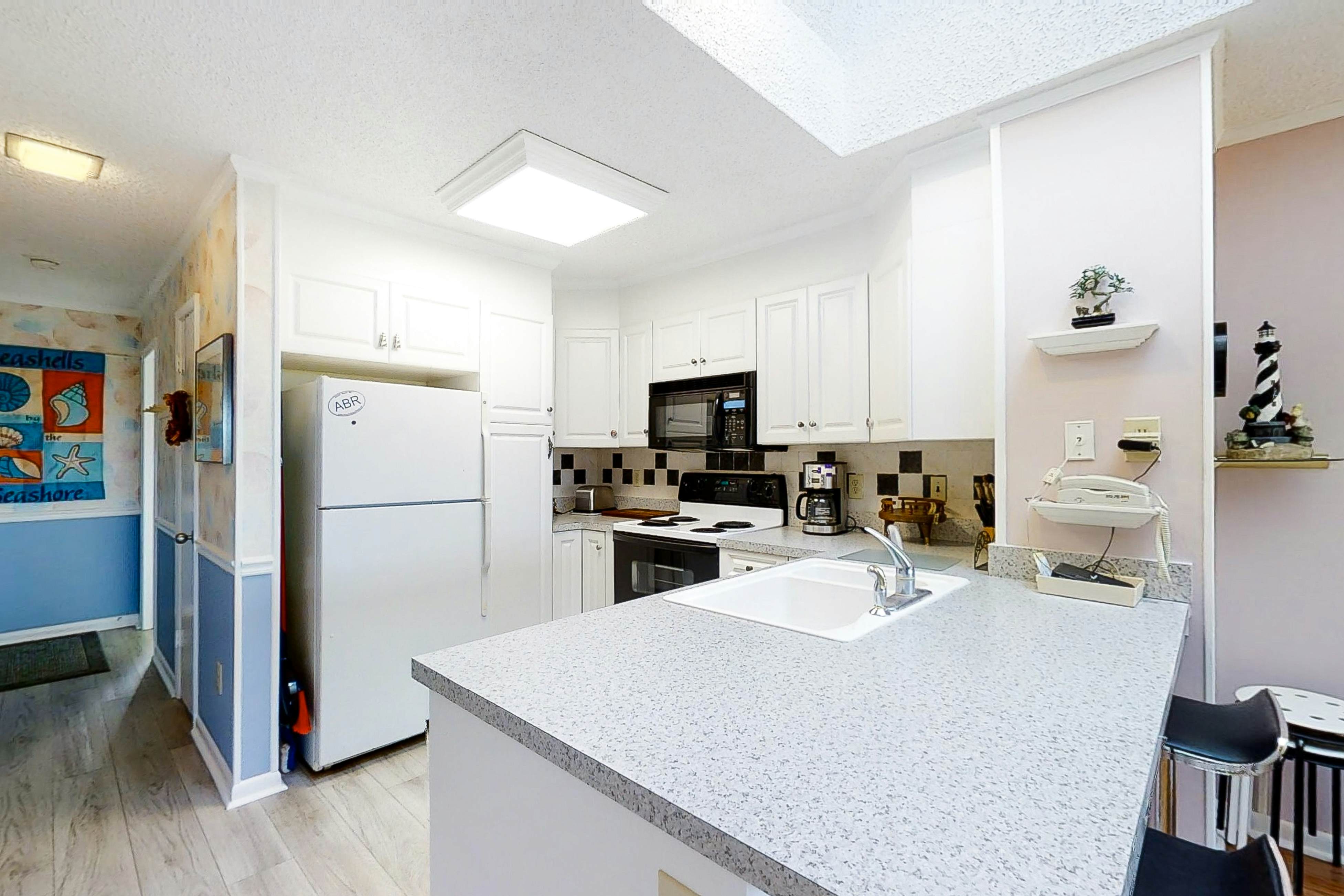 ABIBS50 Island Beach & Racquet Club H304