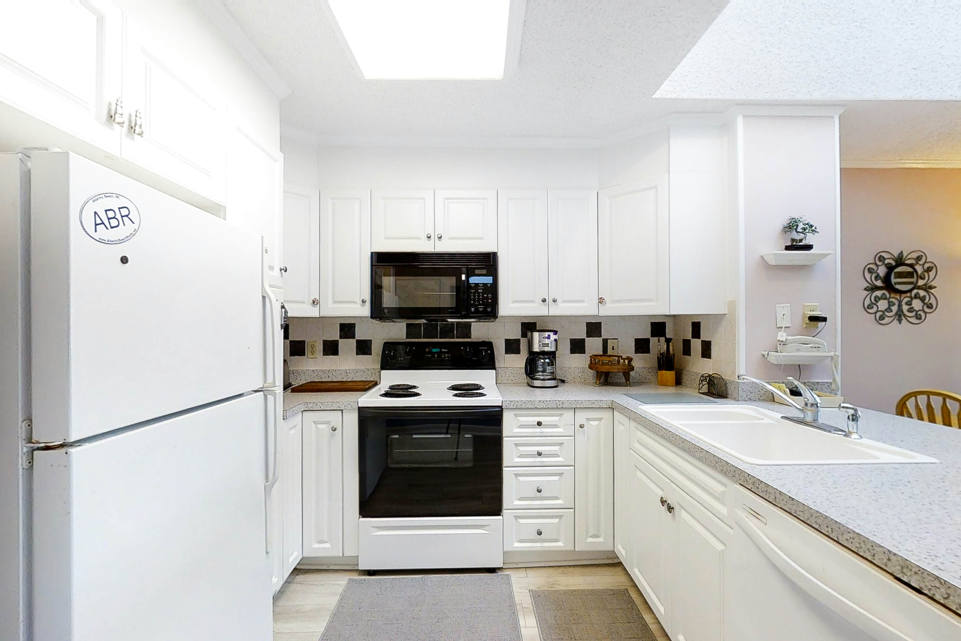 ABIBS50 Island Beach & Racquet Club H304