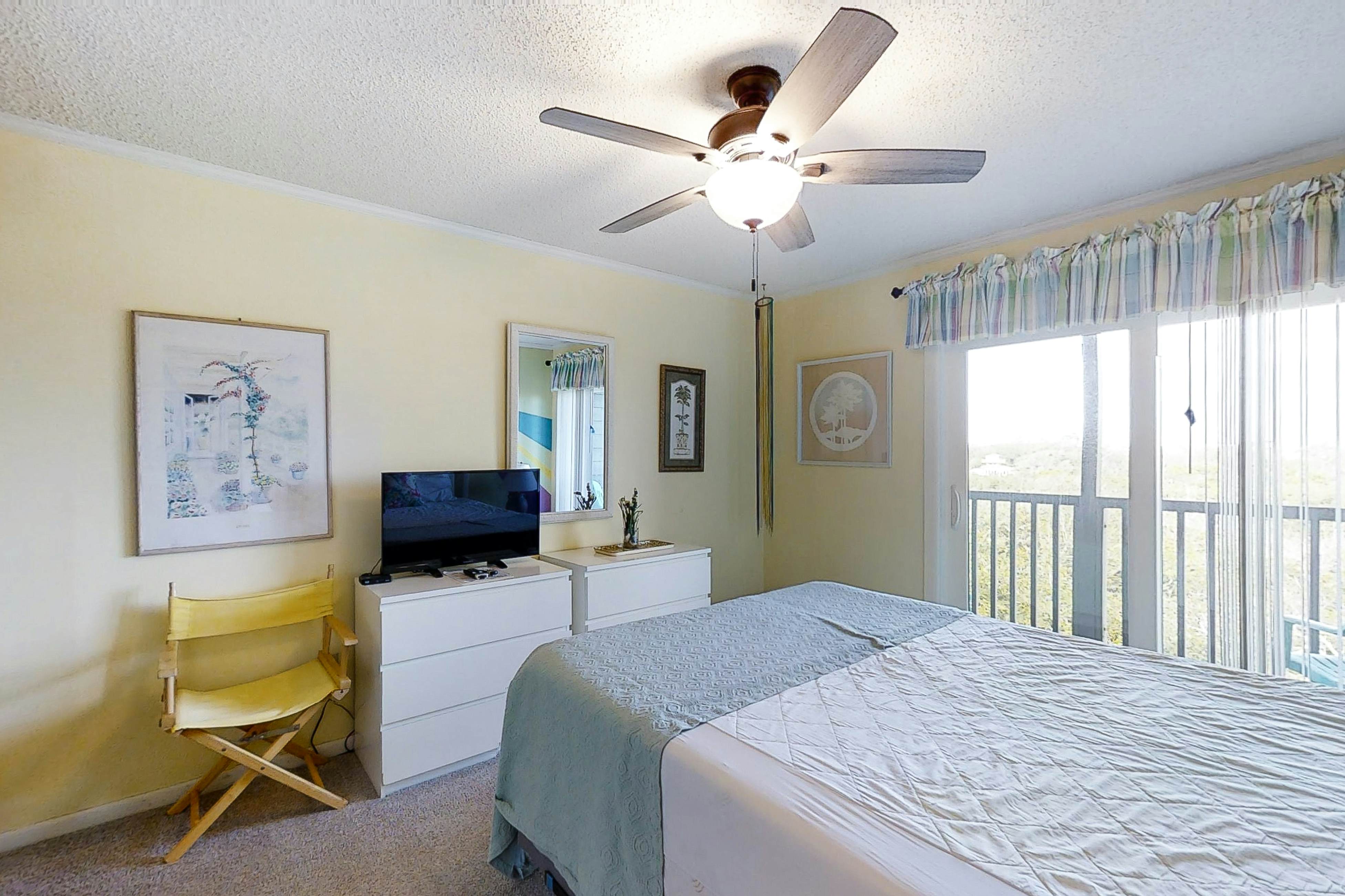 ABIBS50 Island Beach & Racquet Club H304