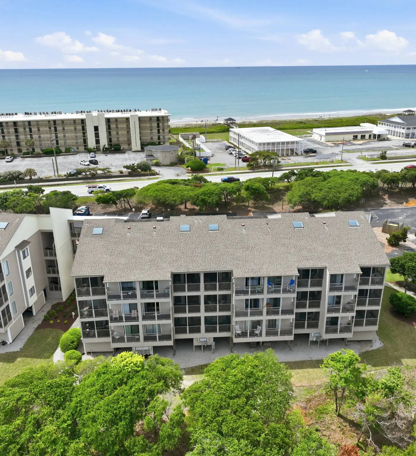 ABIBS50 Island Beach & Racquet Club H304
