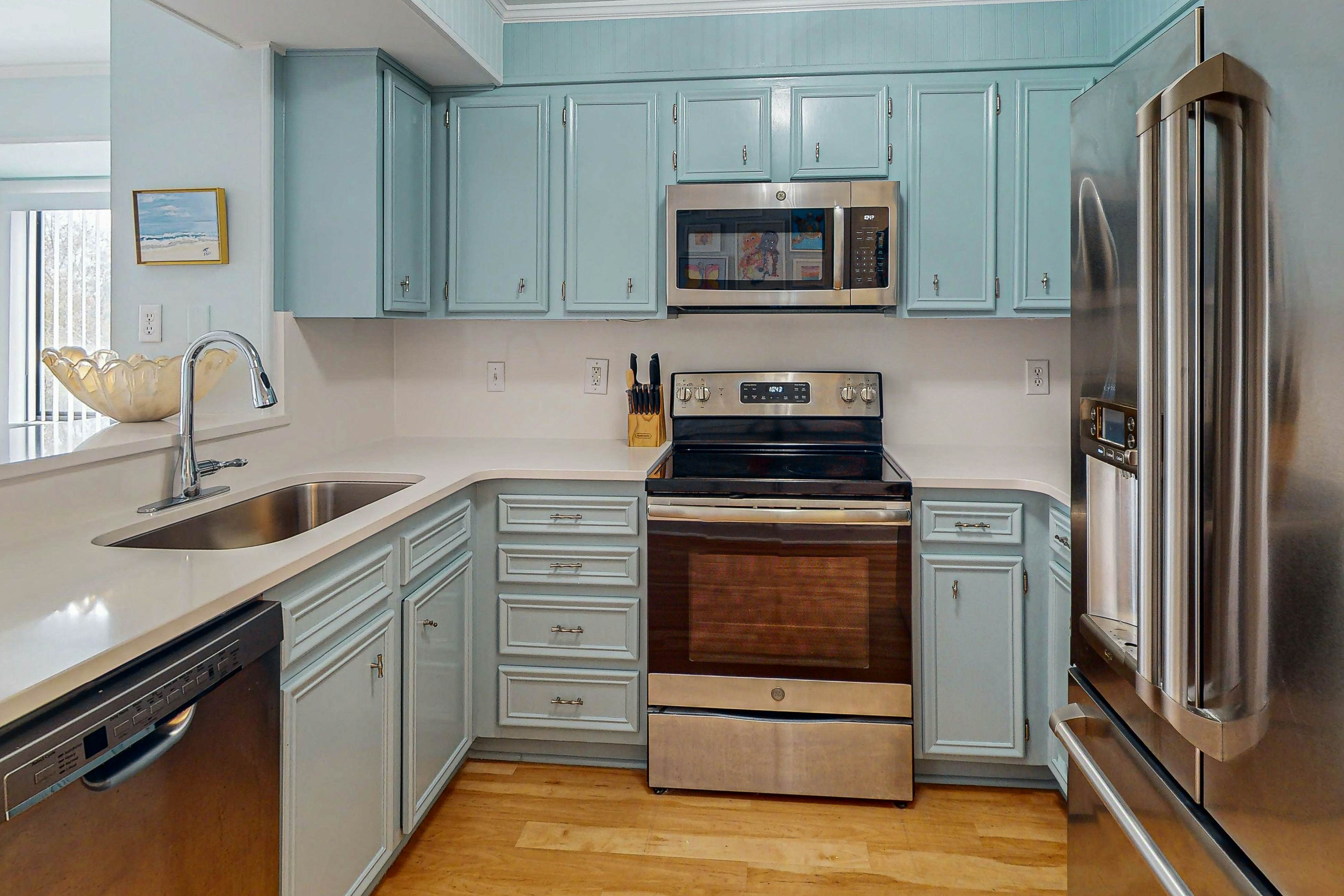 ABIBS150 Island Beach & Racquet Club G210