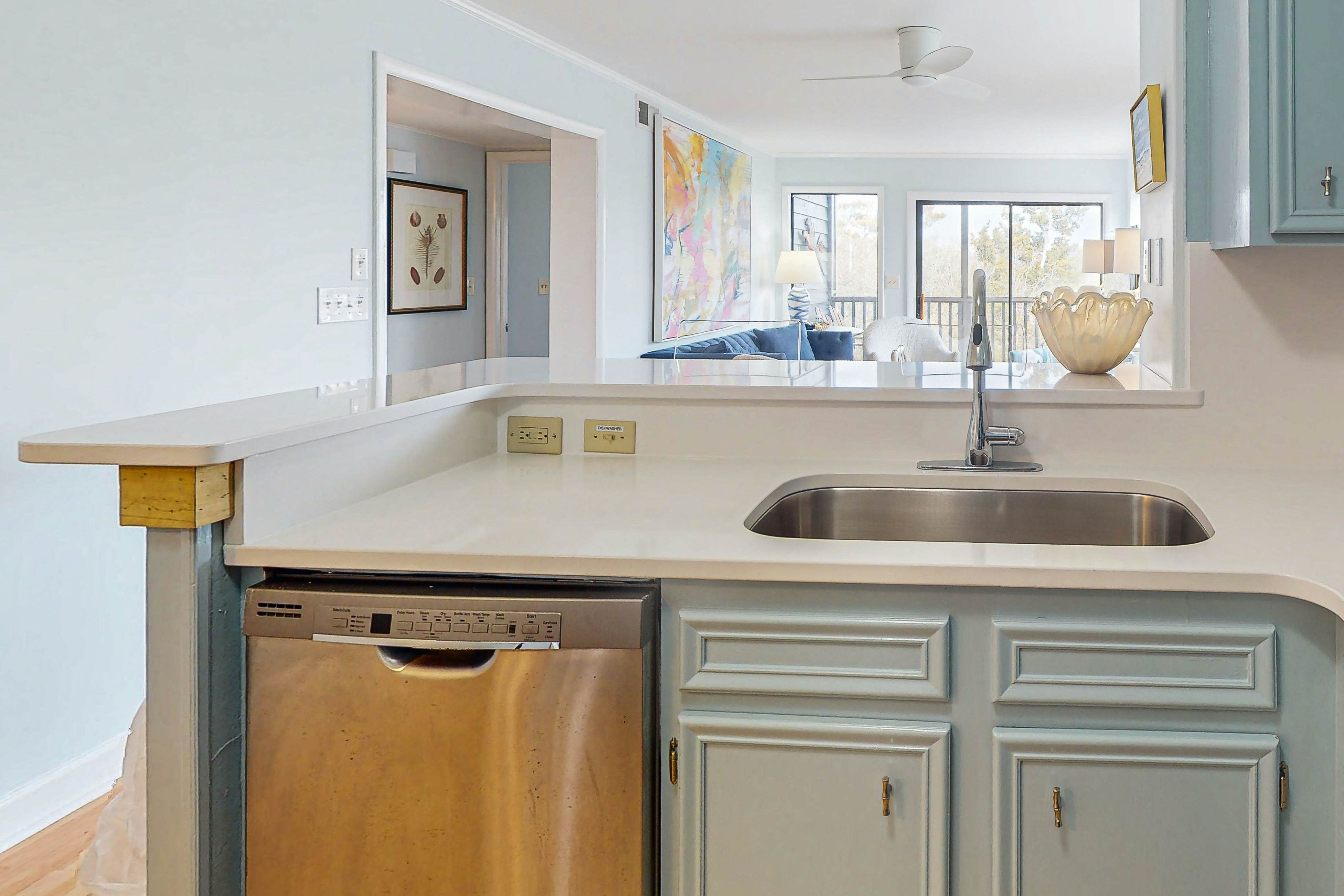 ABIBS150 Island Beach & Racquet Club G210