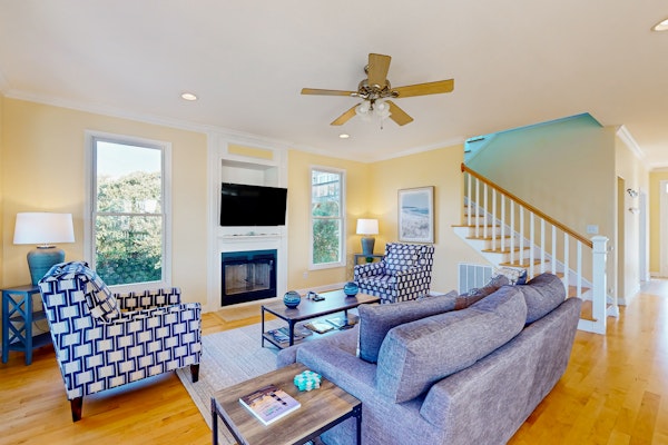 Sound view home with large deck and close proximity to the beach