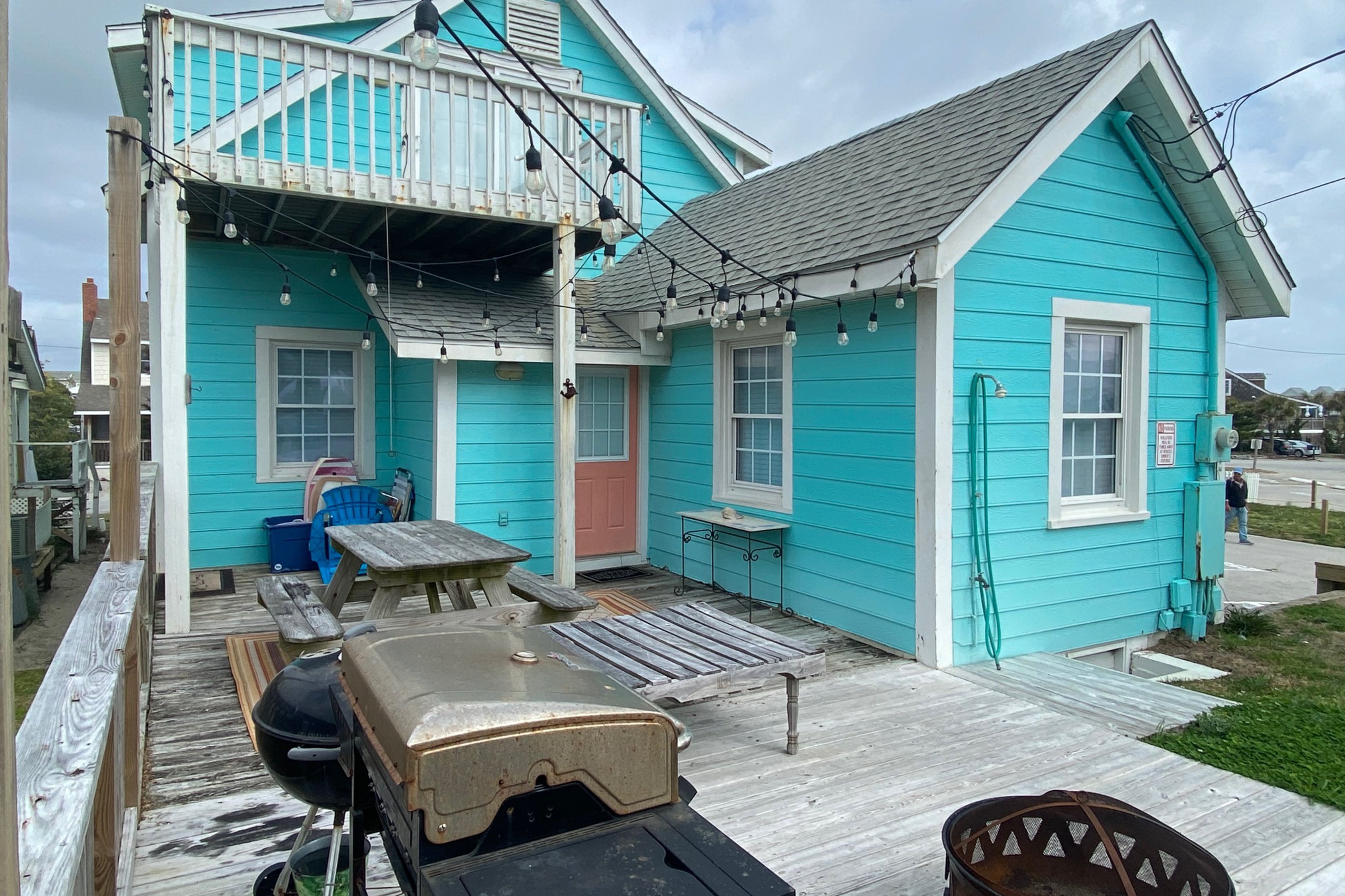 Bullard Cottage: In the heart of Atlantic Beach w/ocean views