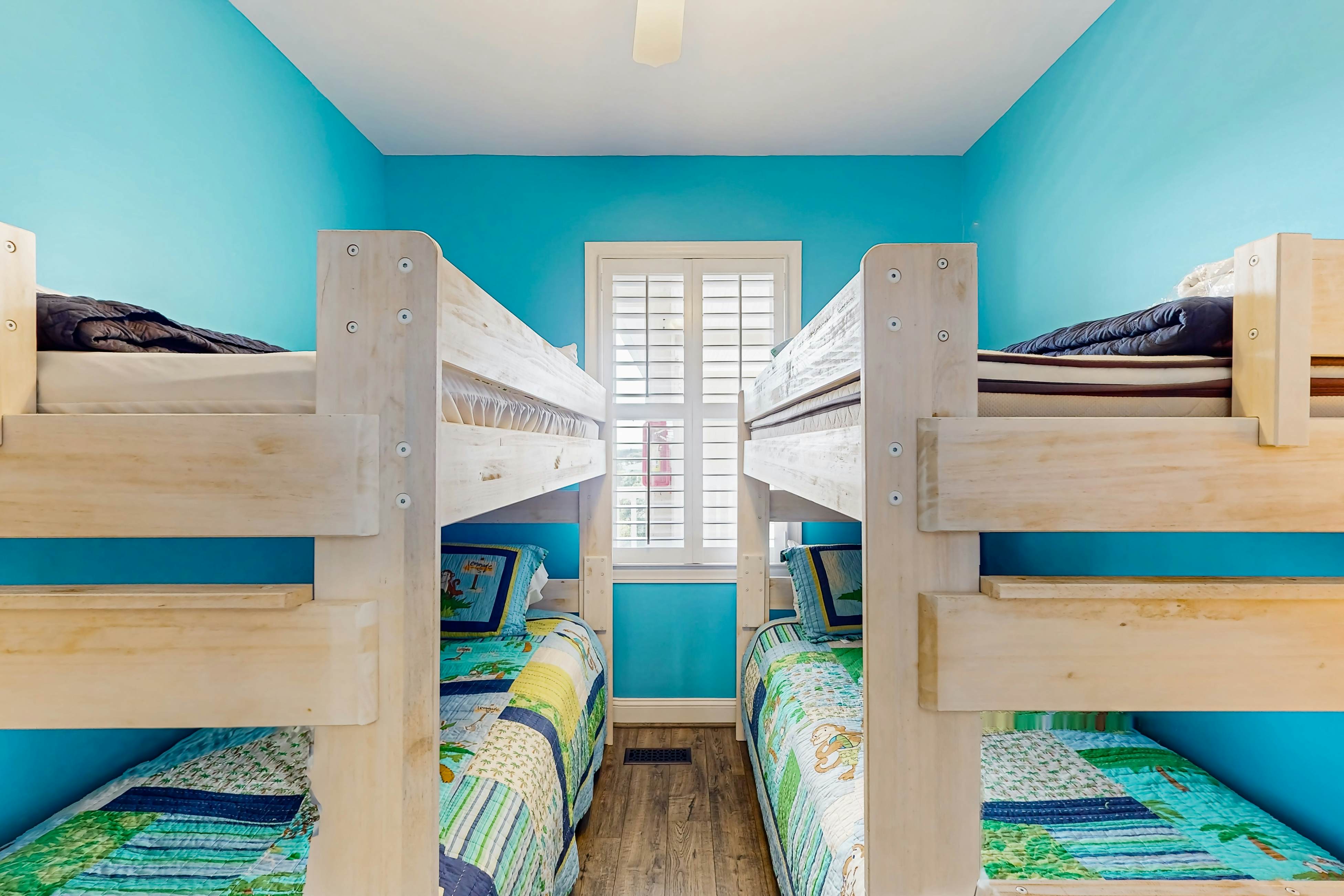 IBOC02 Ocean Club 302