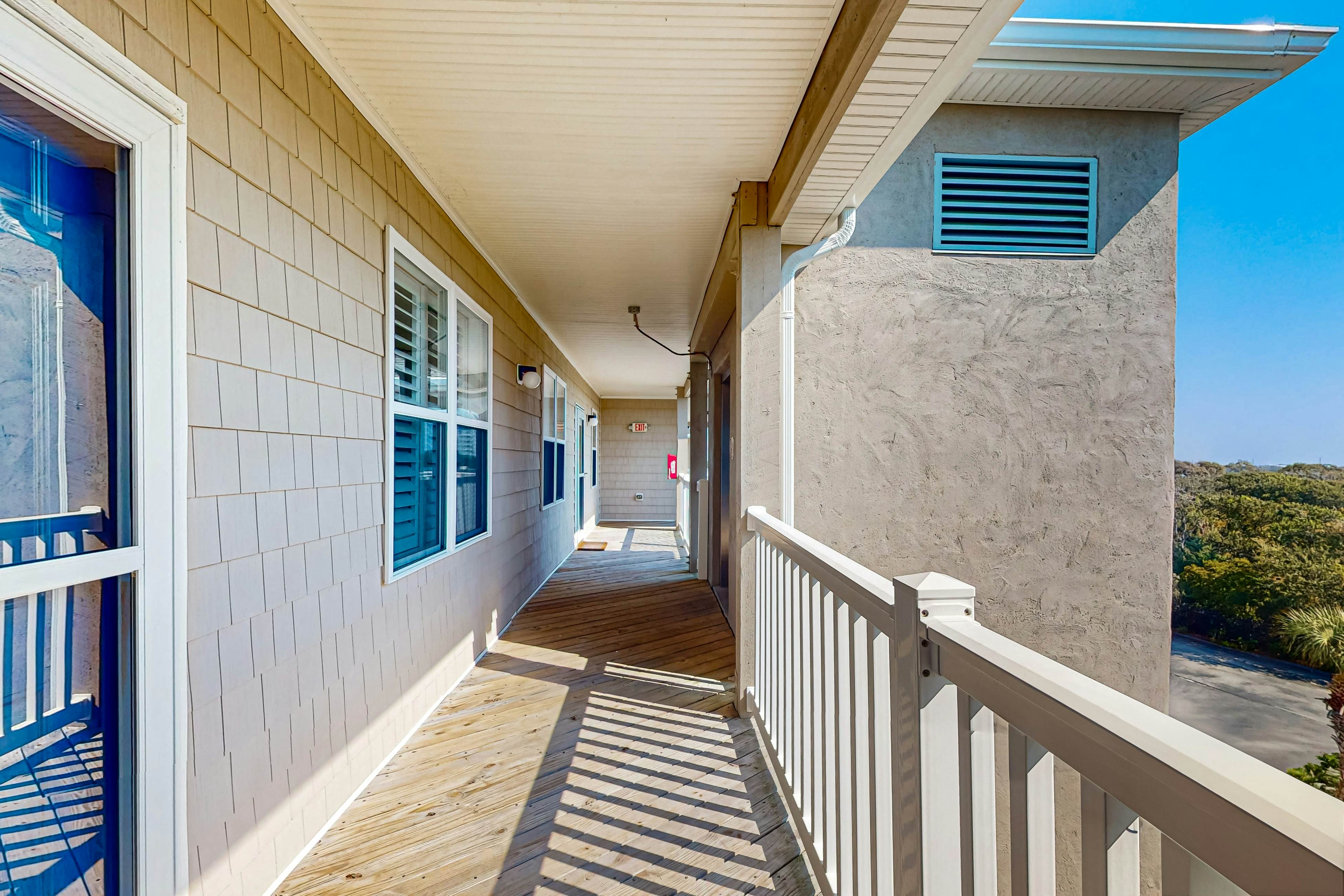 IBOC02 Ocean Club 302