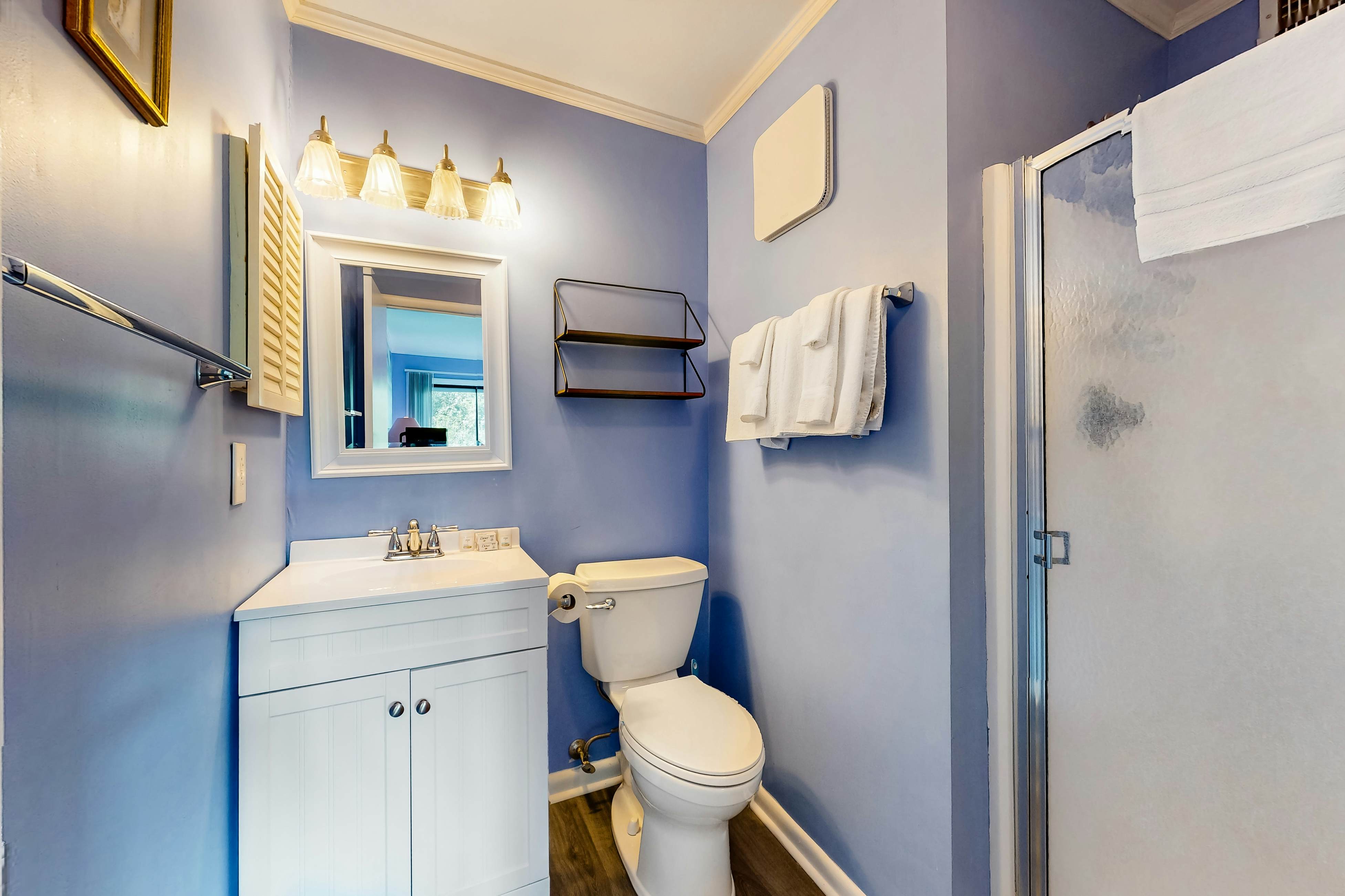 ABIBS49 Island Beach & Racquet Club H211