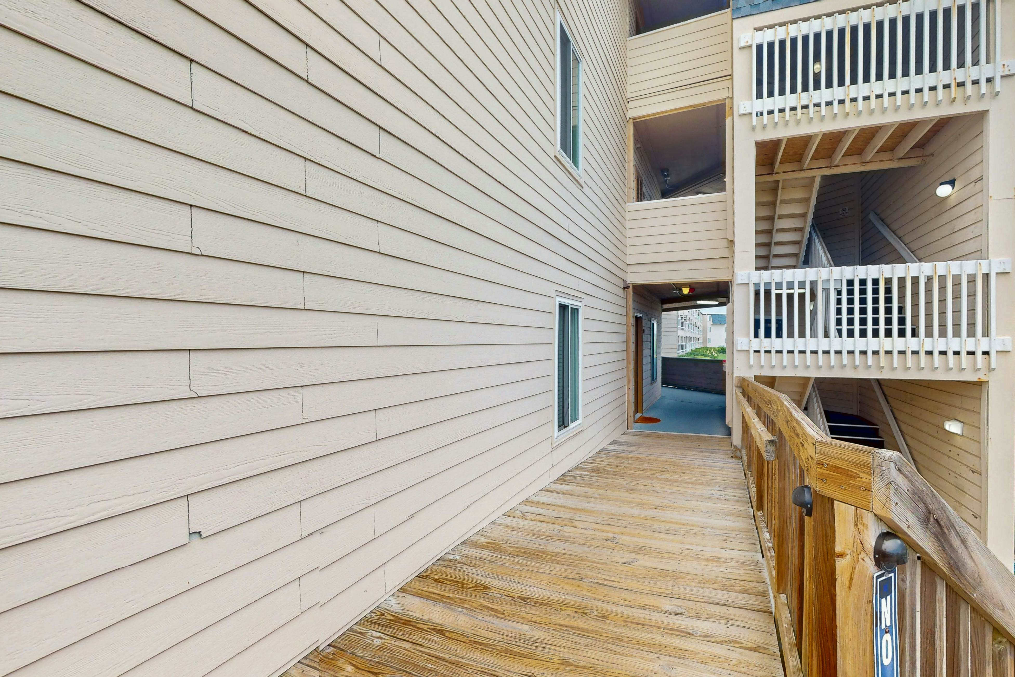 ABPAB168 A Place At The Beach 122