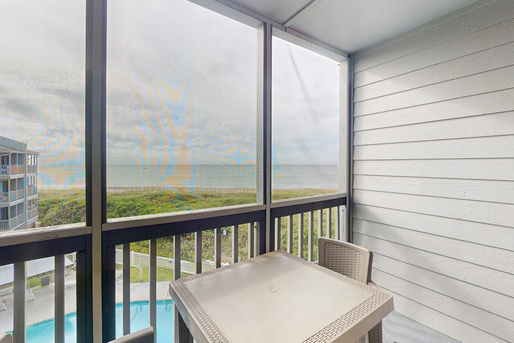 3rd-Floor Condo in Oceanfront Building w/Ocean Views, Shared Pool, Free WiFi