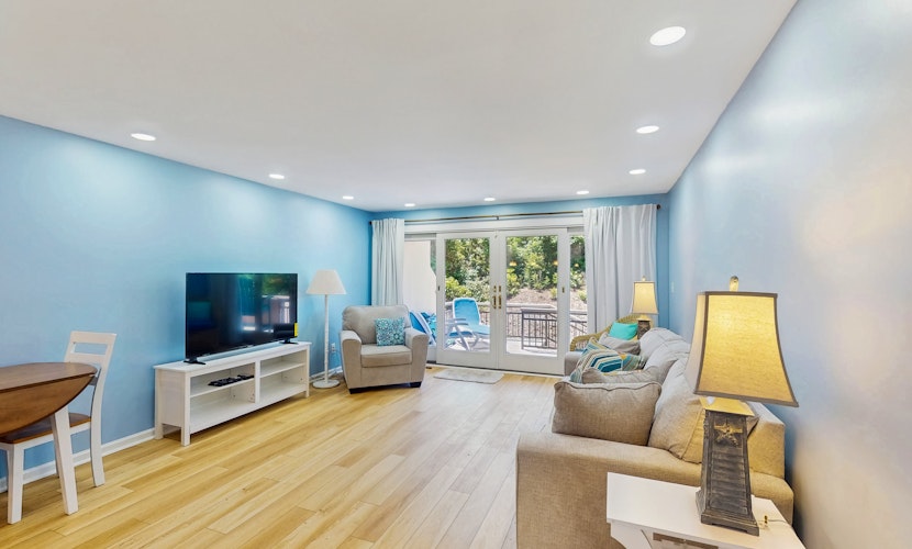 Stunning ocean-front condo with shared pool and direct beach access