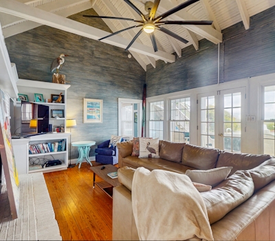 ABCT92 Pagoda Cottage