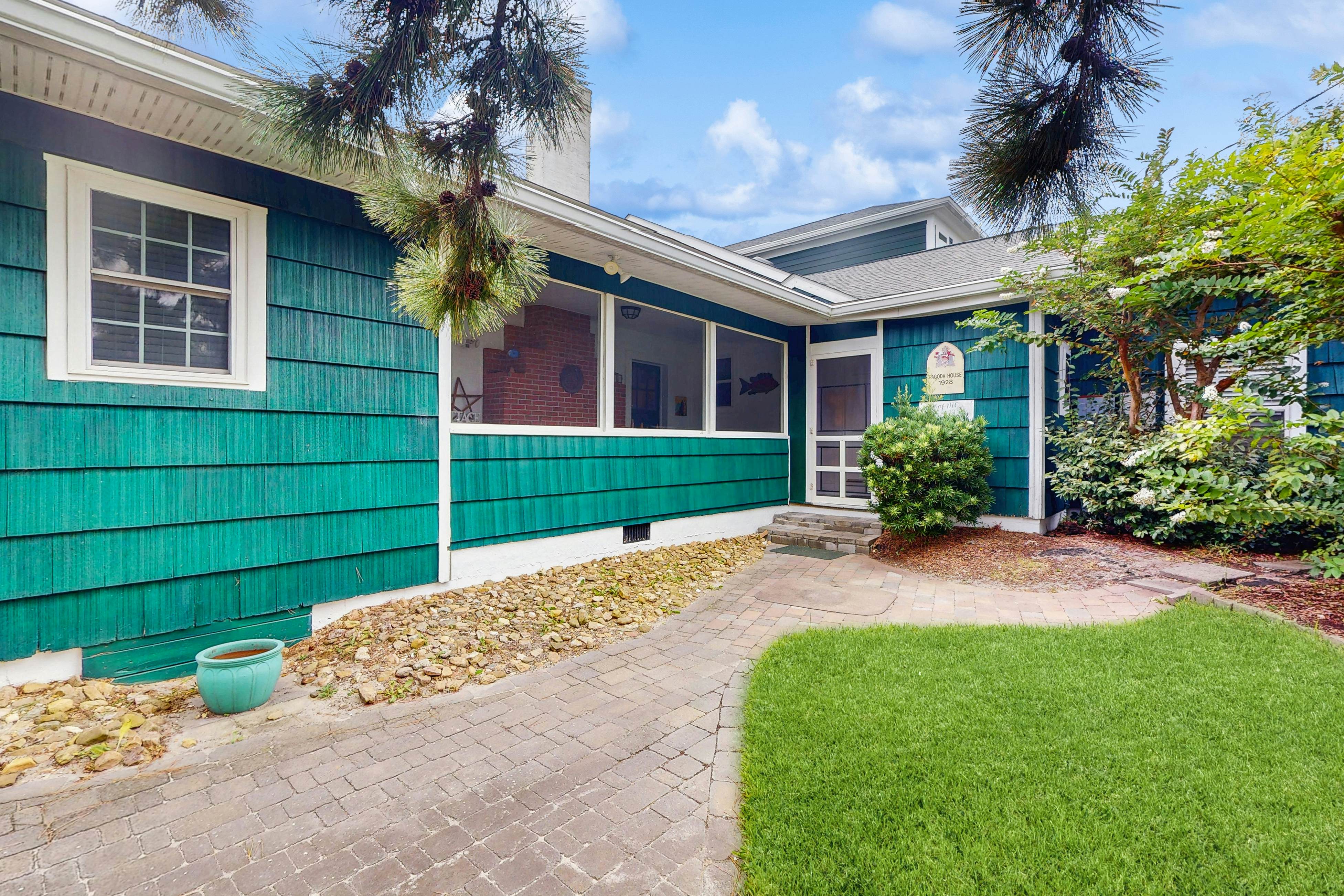 ABCT92 Pagoda Cottage