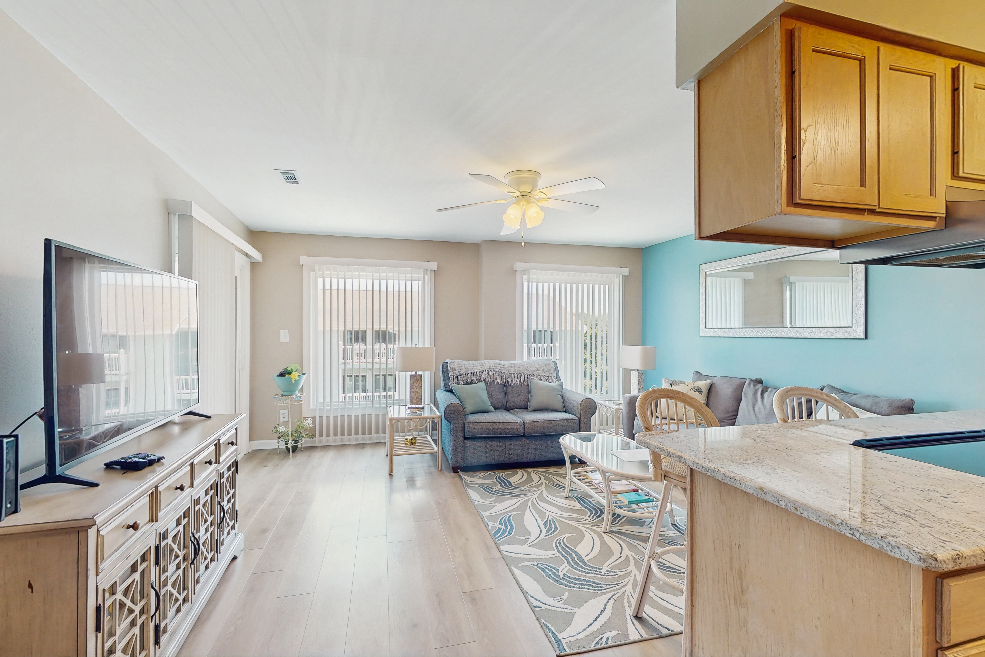 Perfect Beach Getaway With Ocean Views, Balcony, and community amenities