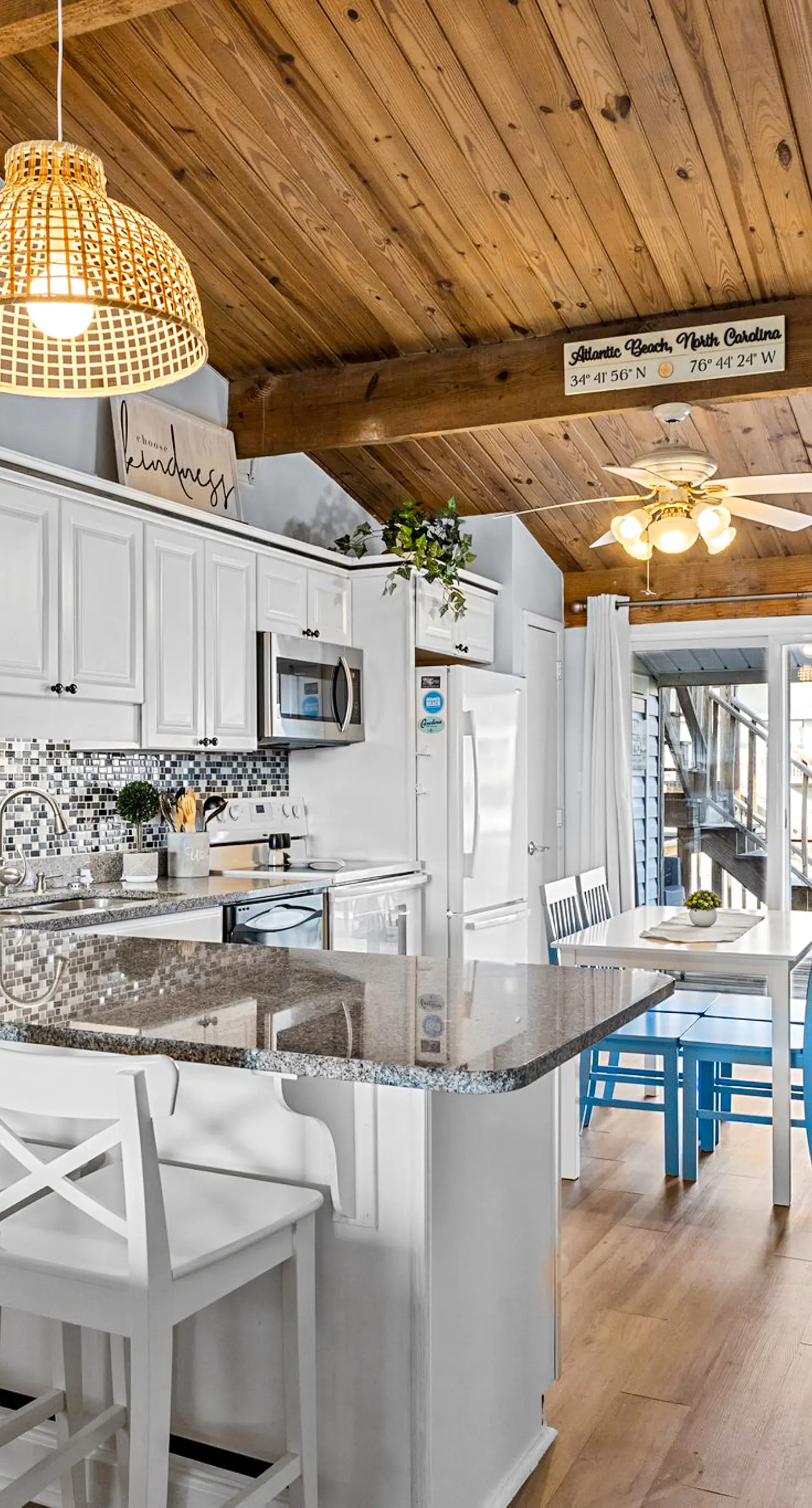 AB144 The Crows Nest