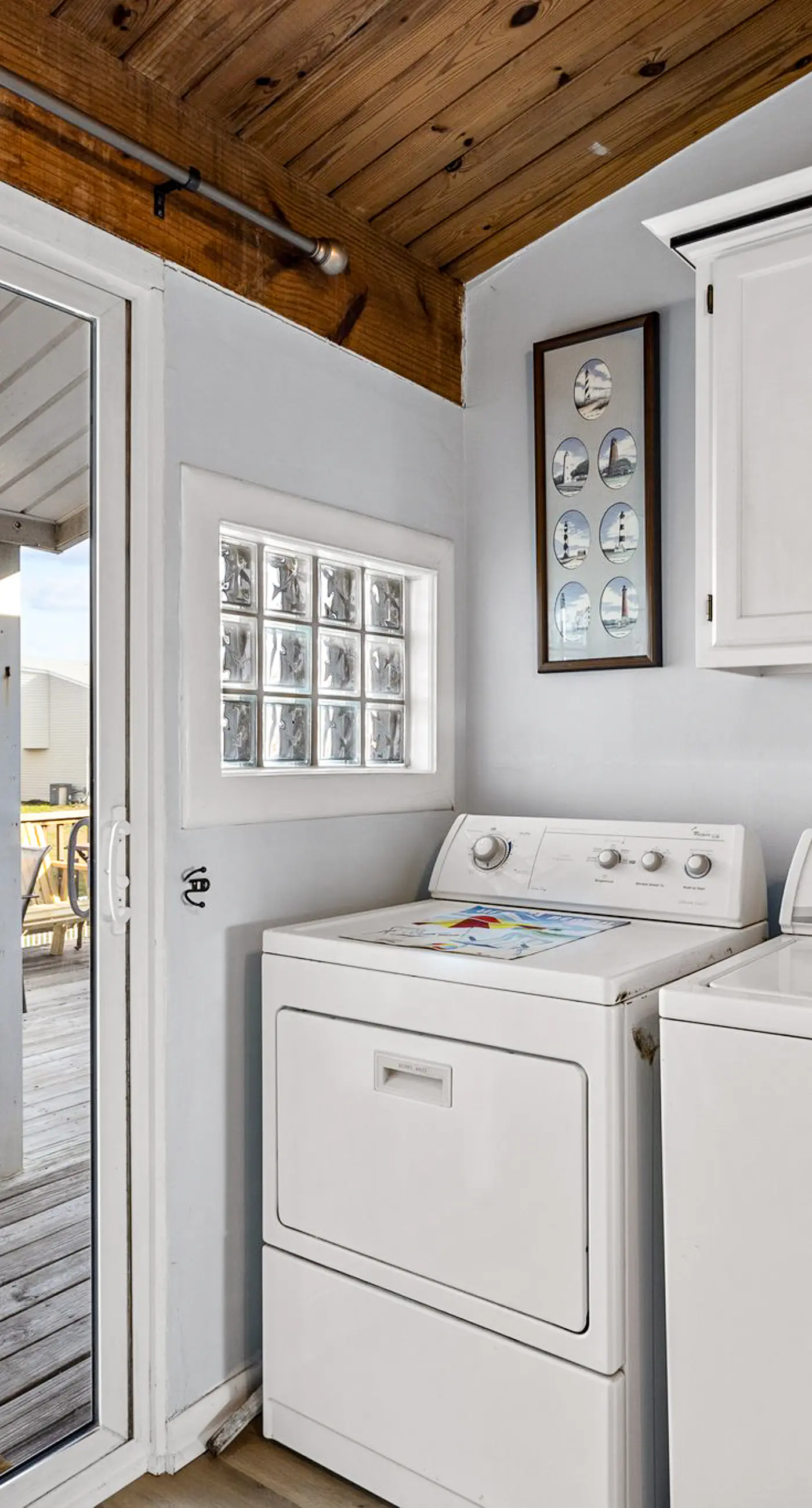 AB144 The Crows Nest