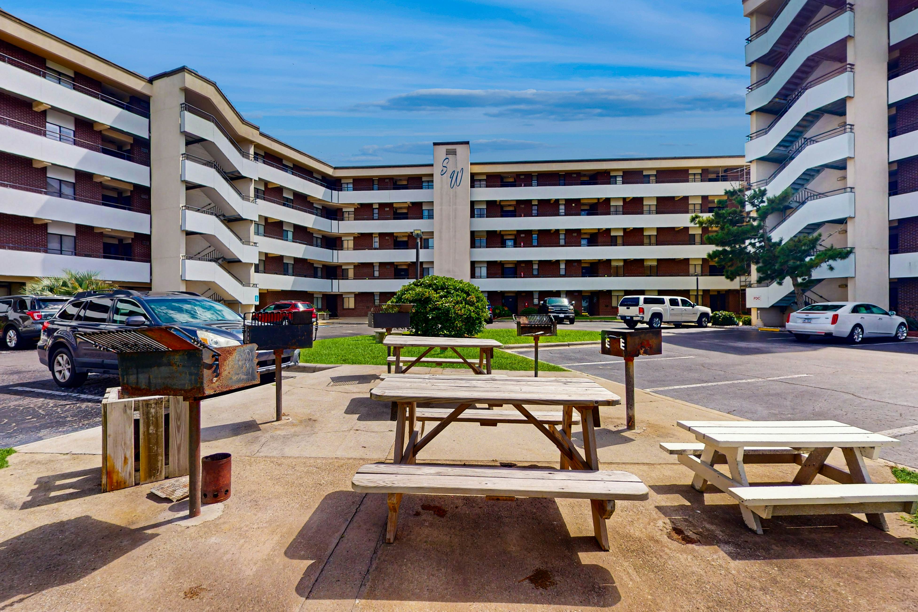 IBSW02 Summer Winds Unit #407