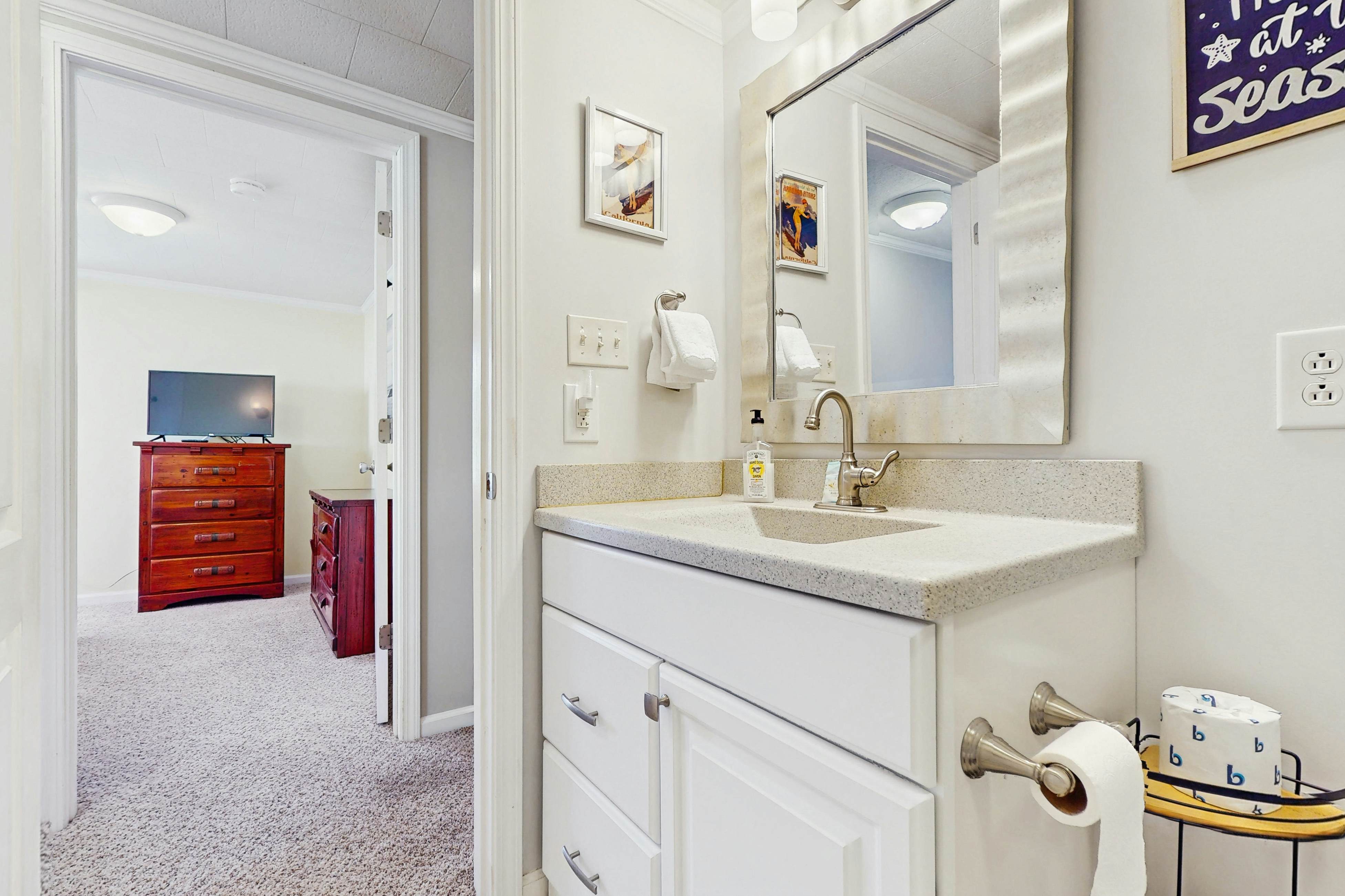 HI01 The Sleepy Sailor