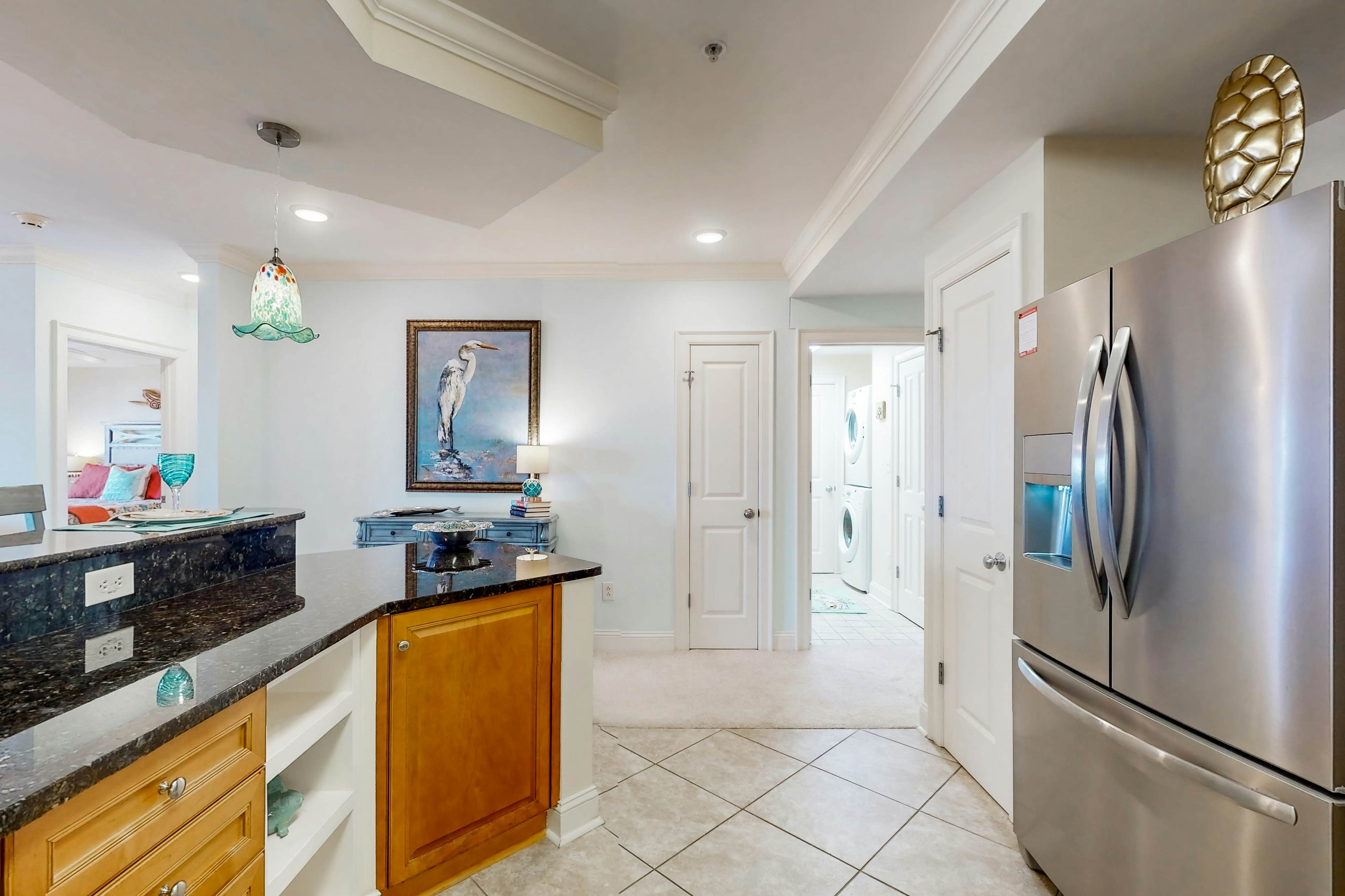 IBNC03 Seaview Paradise