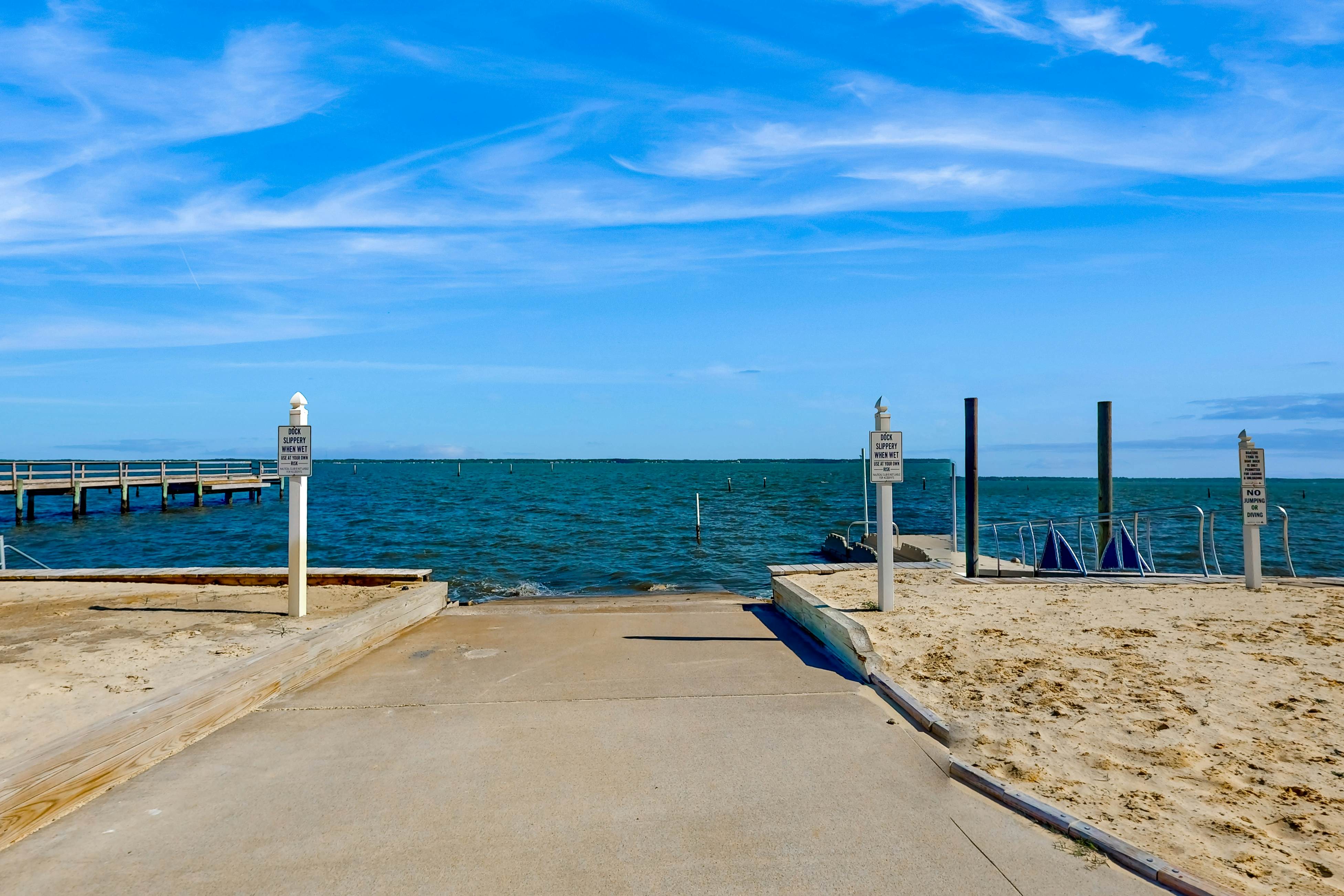 IBNC03 Seaview Paradise