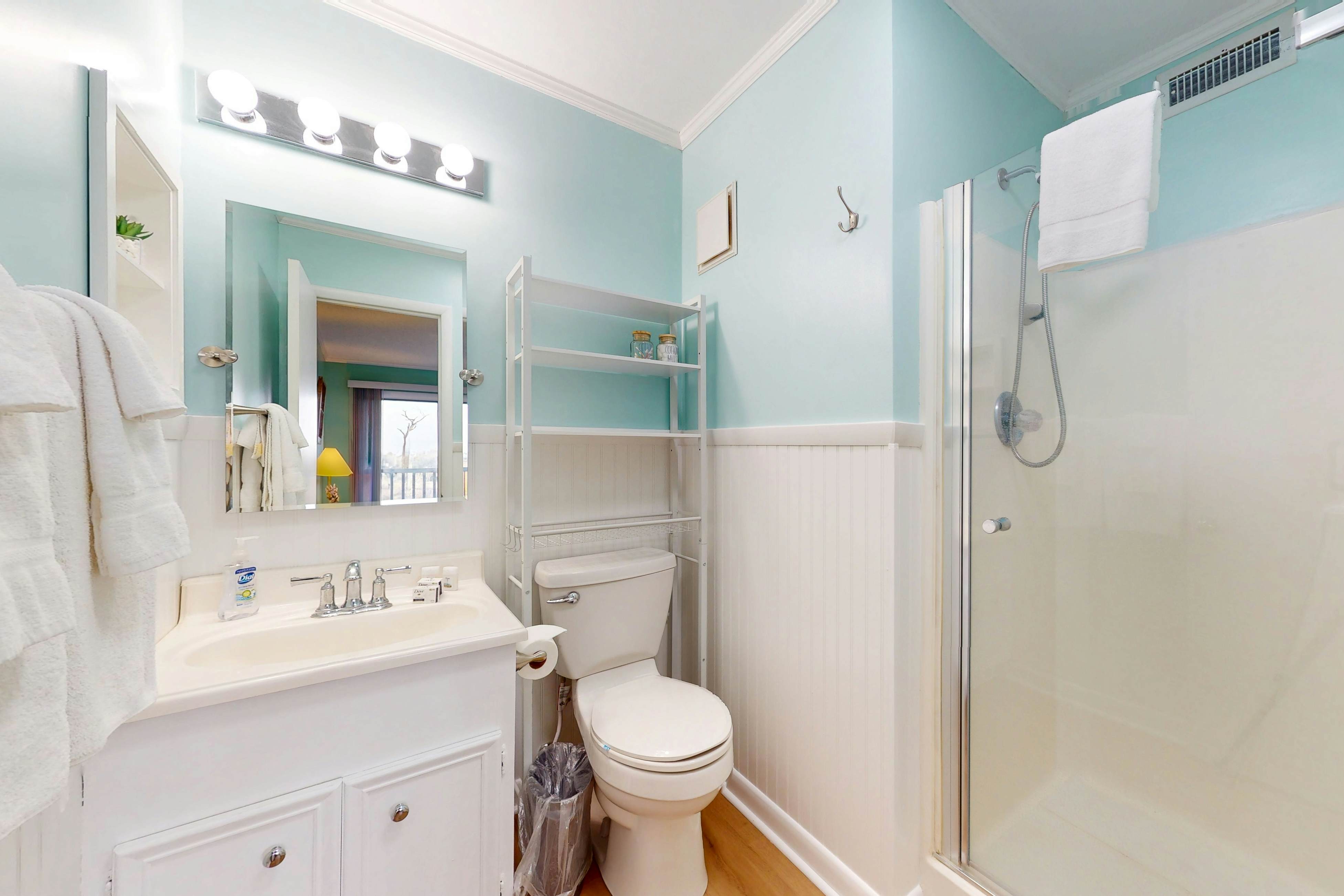 ABIBS153 Island Beach & Racquet Club H 201- Pelican Crossing