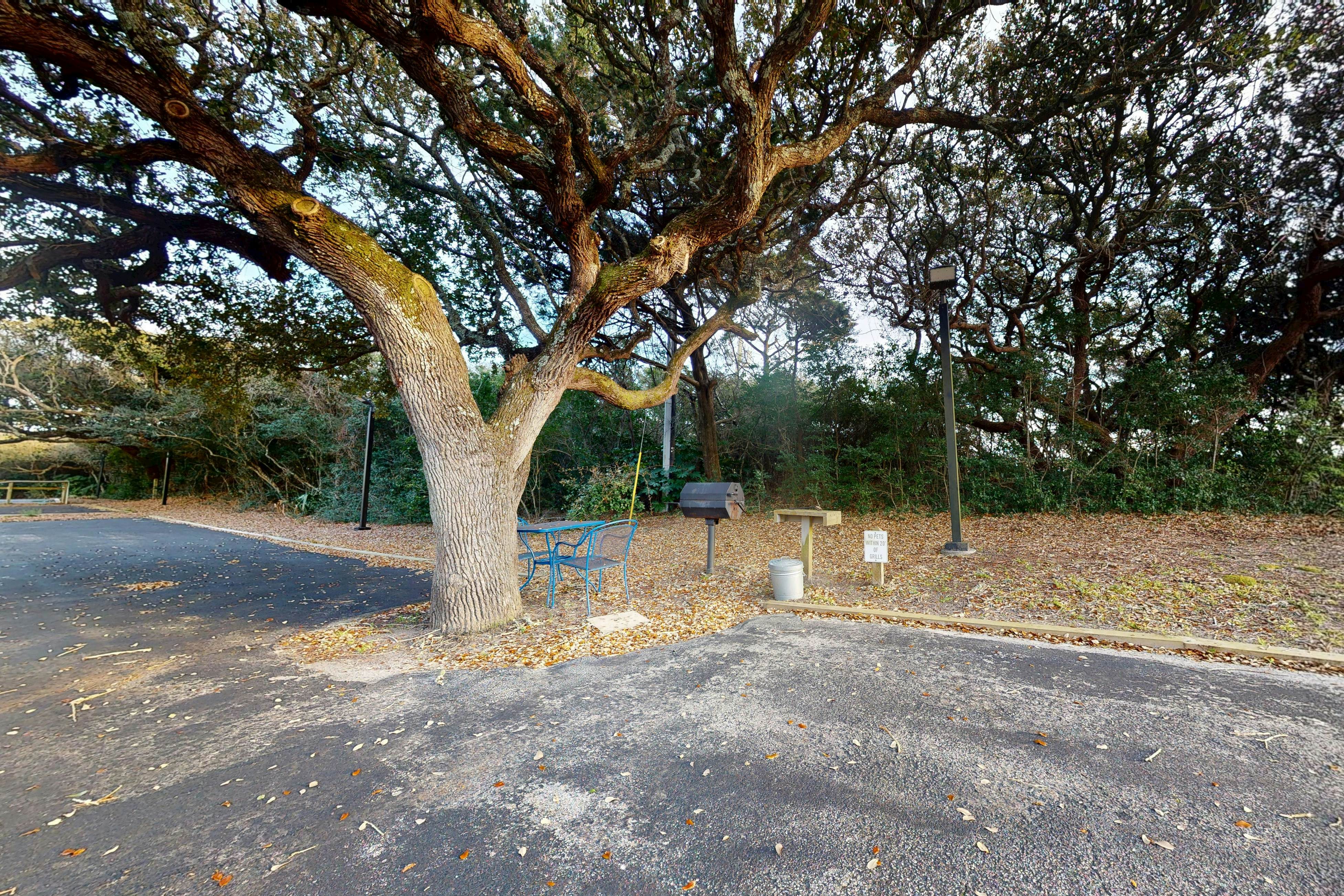 ABIBS153 Island Beach & Racquet Club H 201- Pelican Crossing