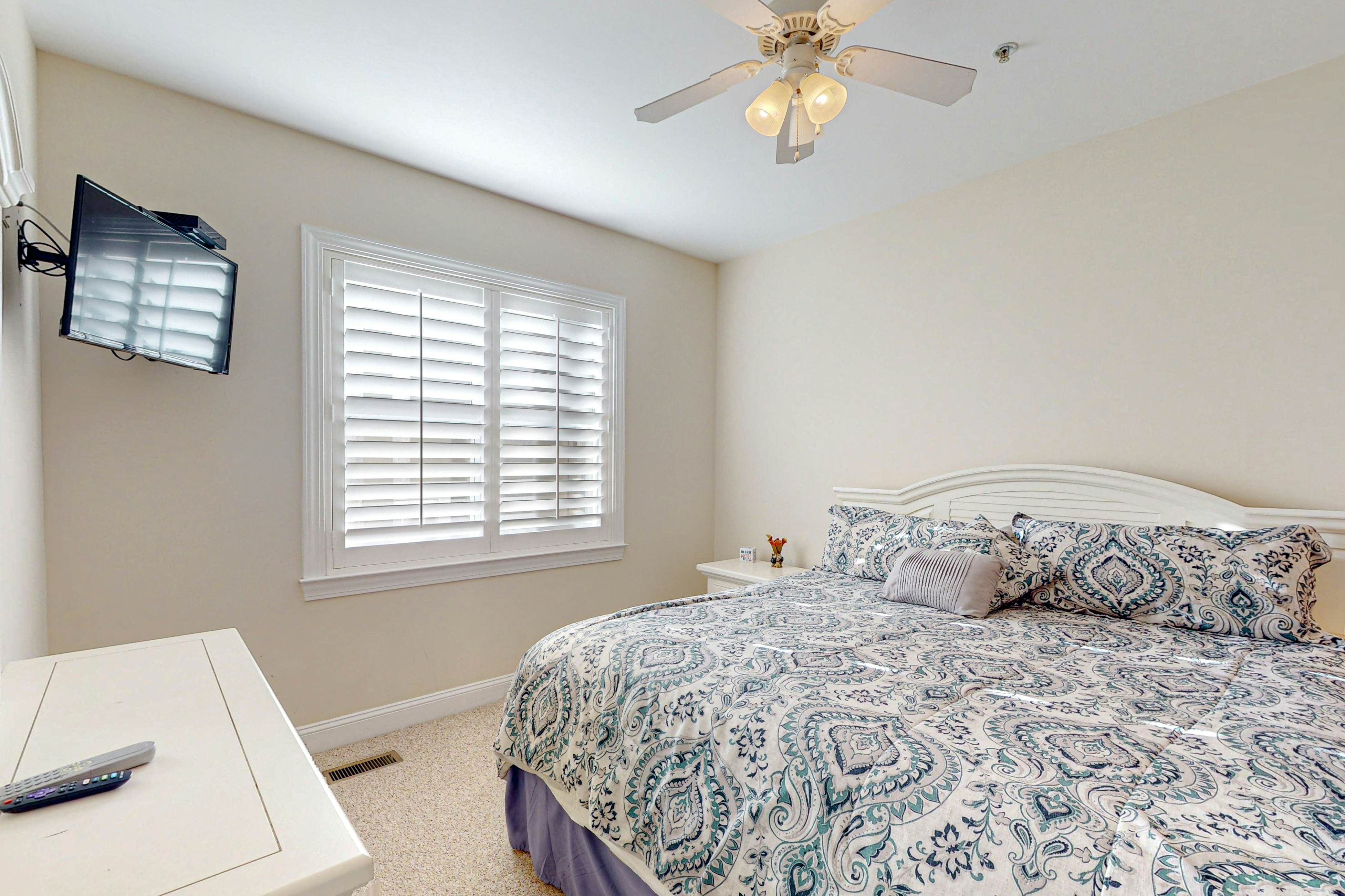 IBOC03 Peace On The Sound, Fun On The Beach