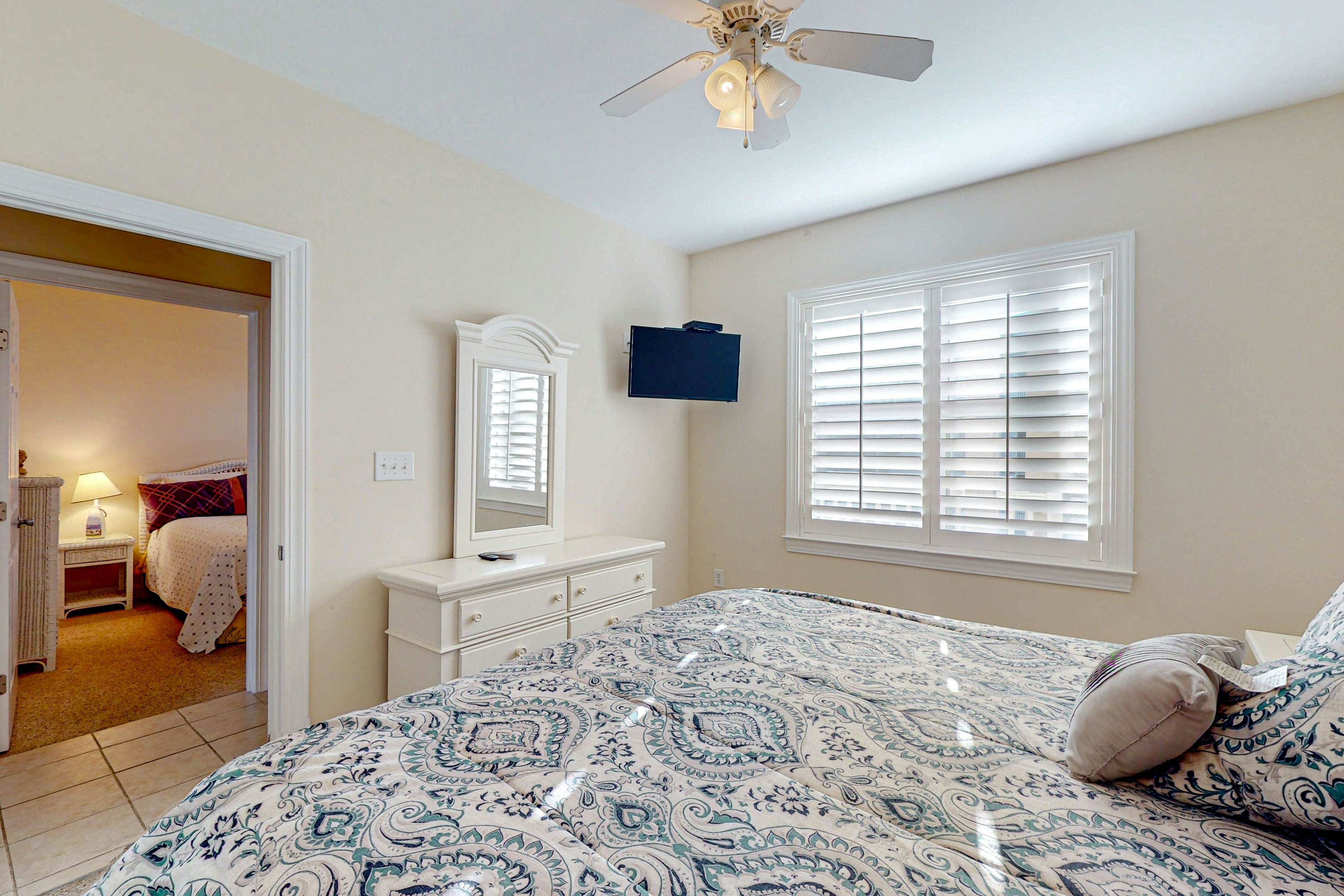 IBOC03 Peace On The Sound, Fun On The Beach