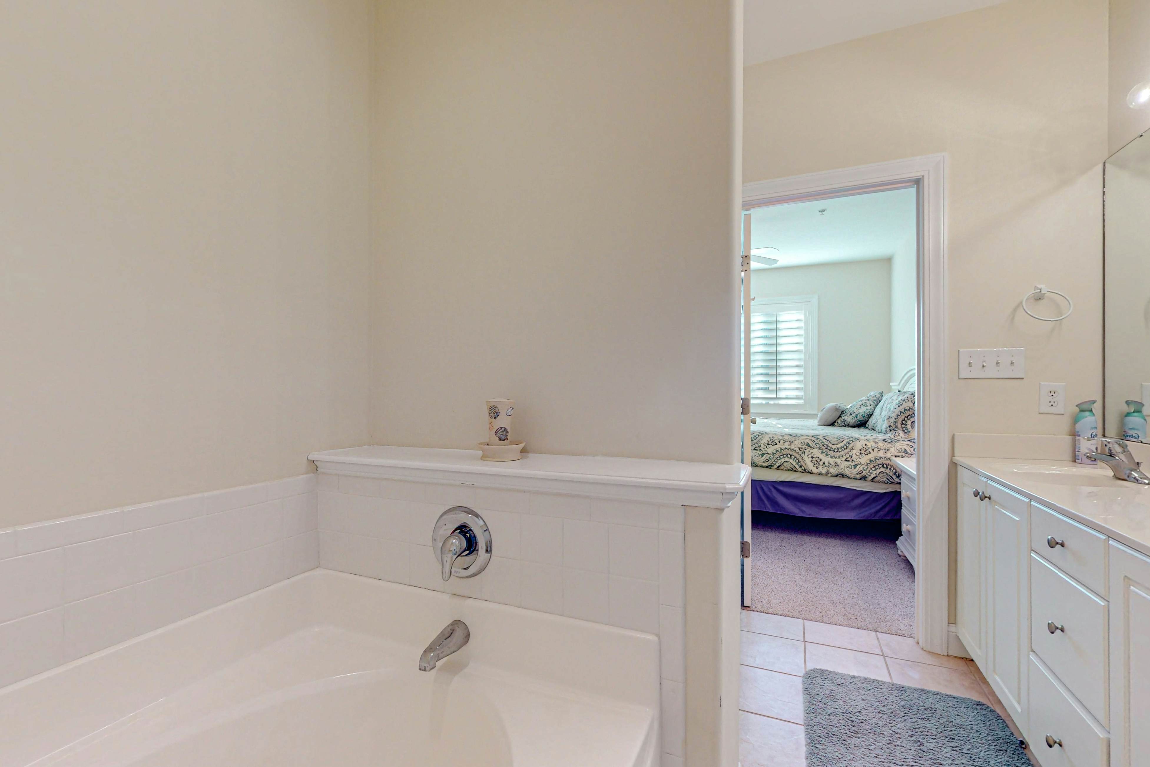 IBOC03 Peace On The Sound, Fun On The Beach