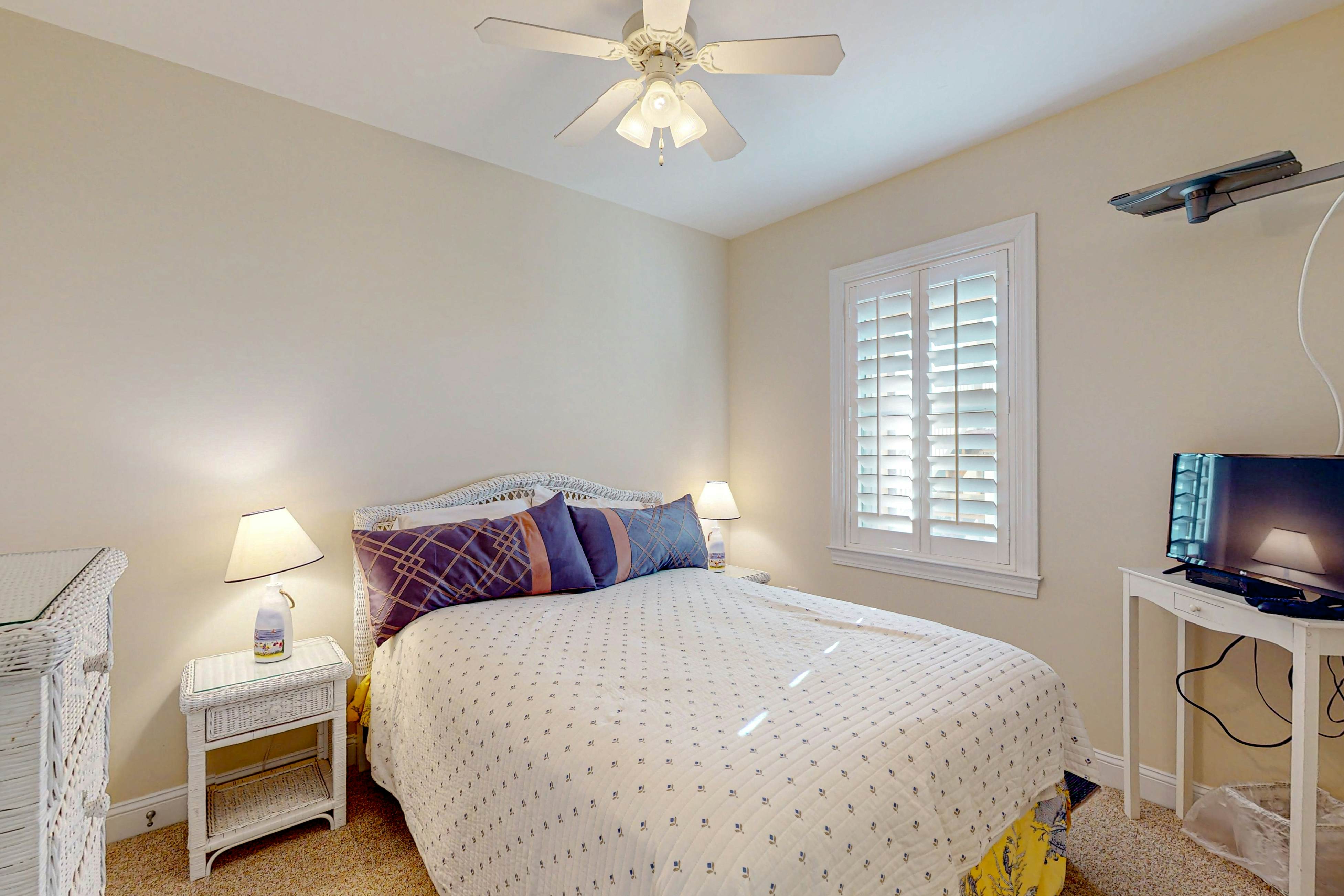 IBOC03 Peace On The Sound, Fun On The Beach