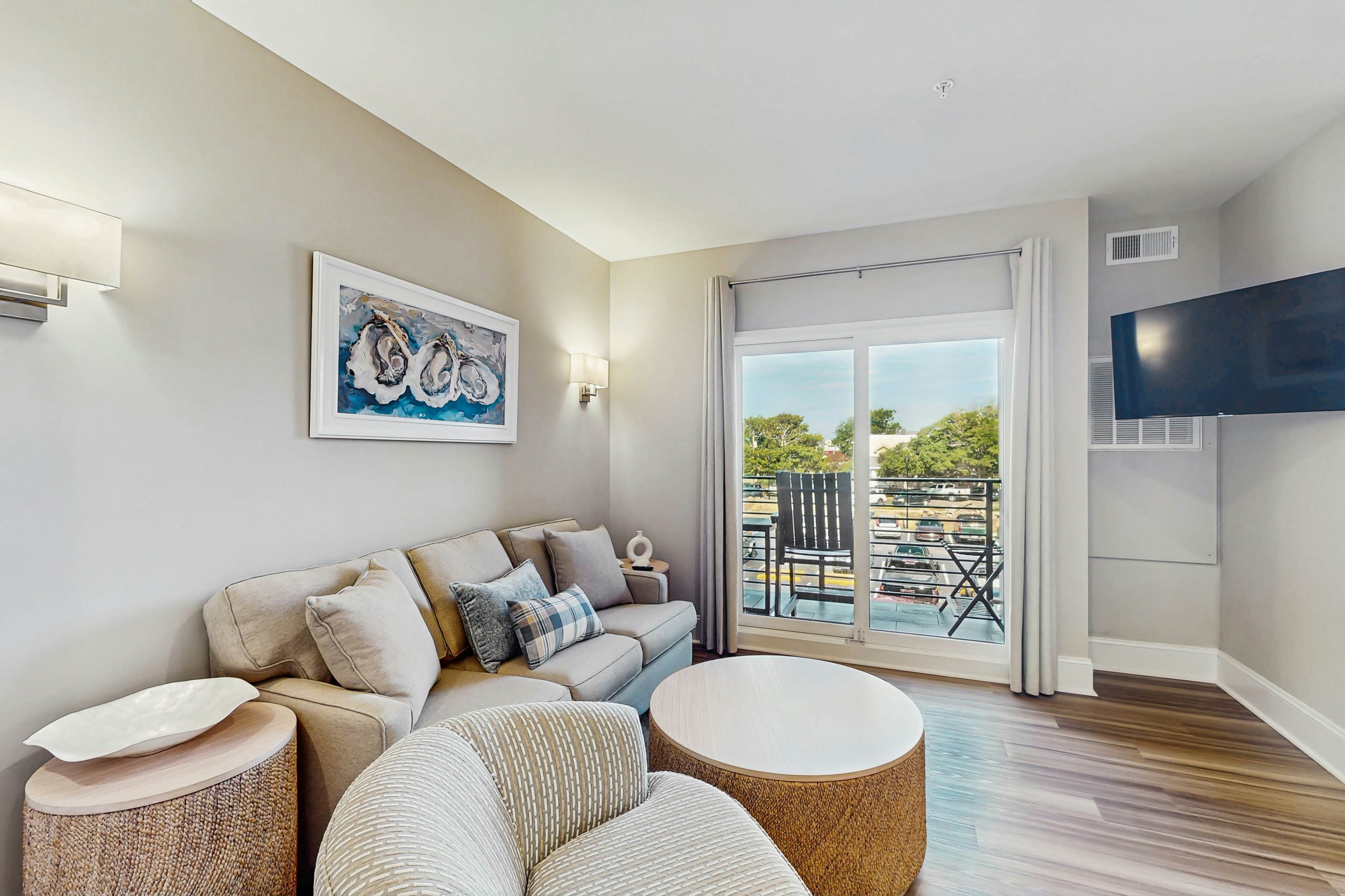 MC08 812 North Unit 331