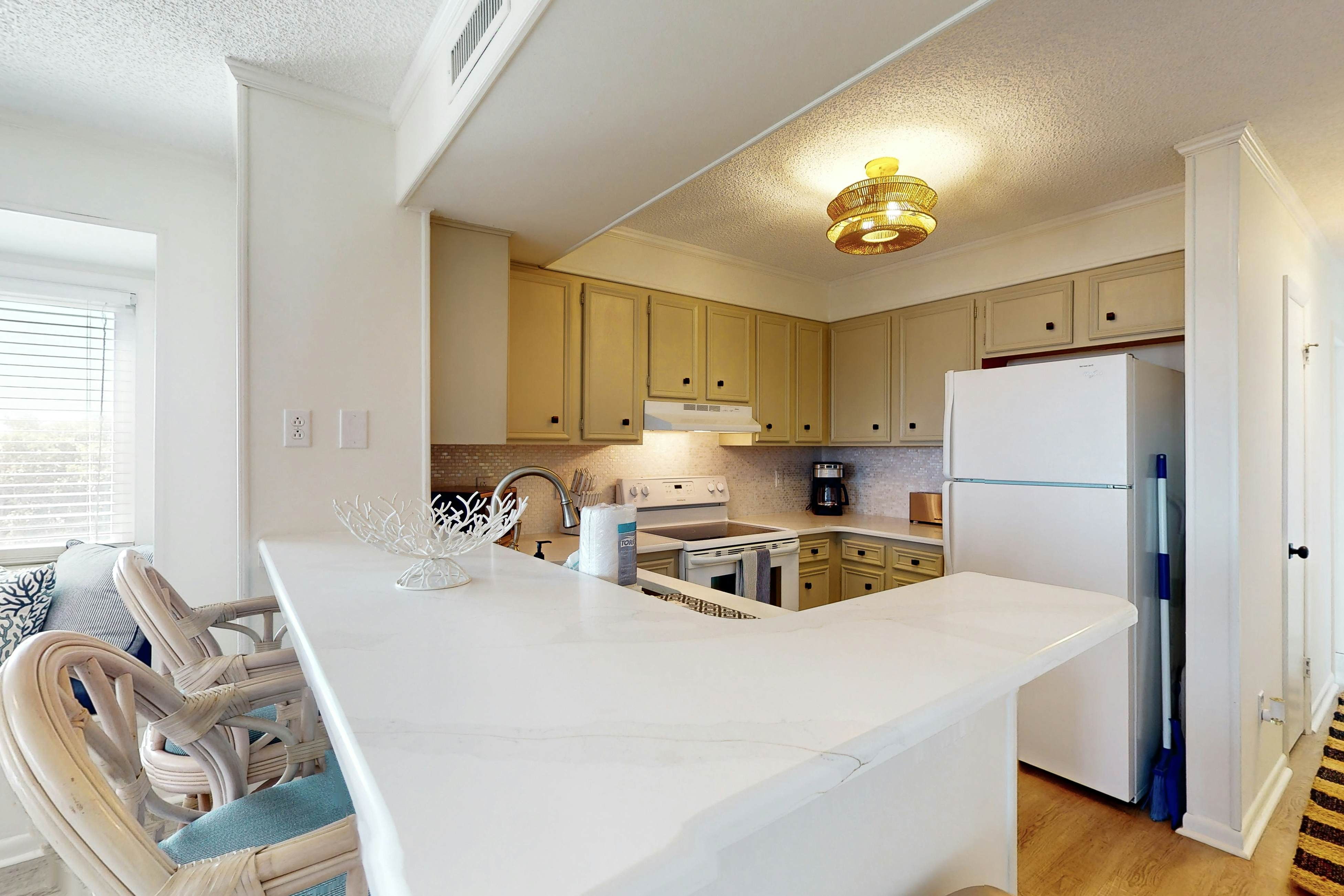 ABIBO36 Island Beach & Racquet Club A205