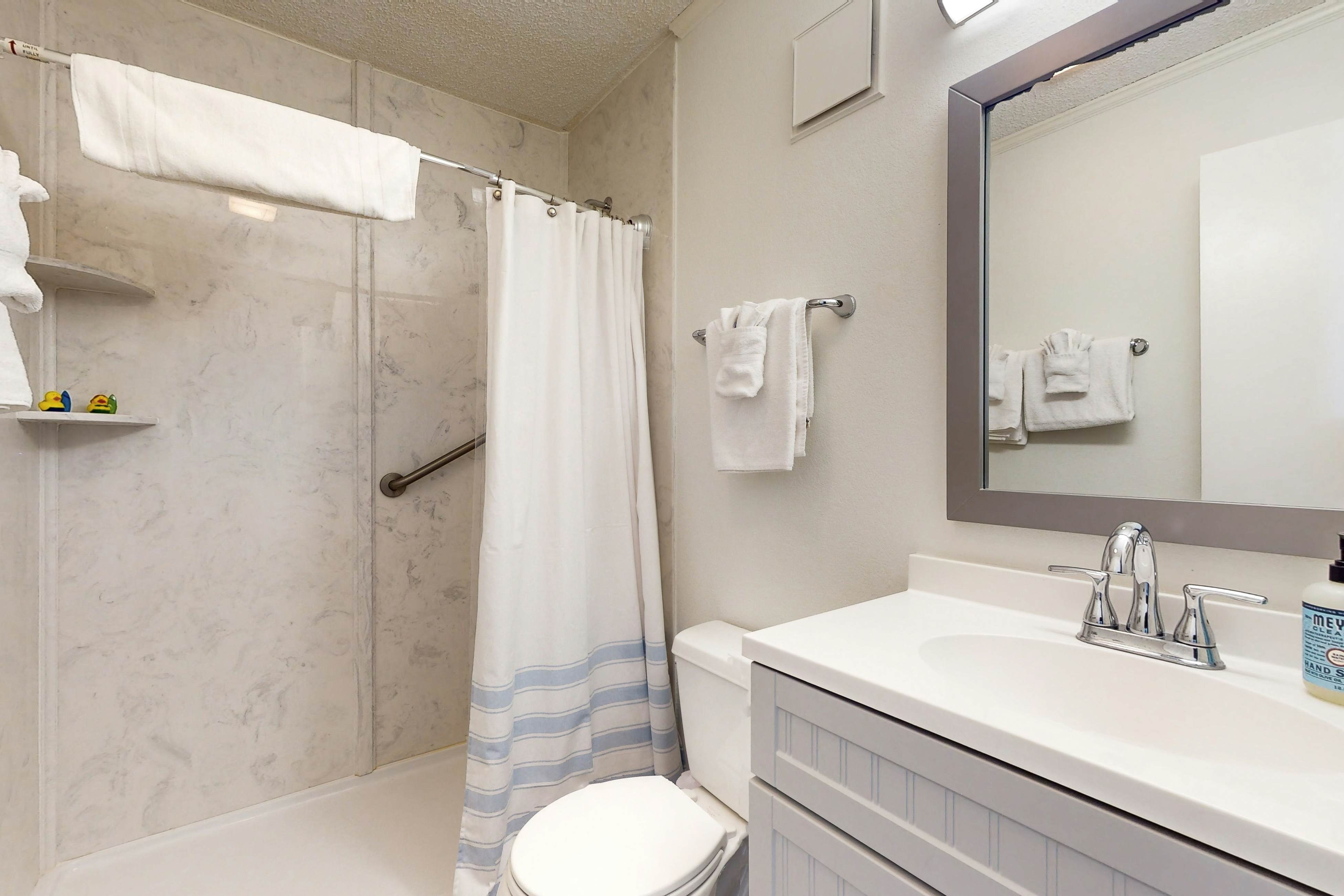 ABIBO36 Island Beach & Racquet Club A205