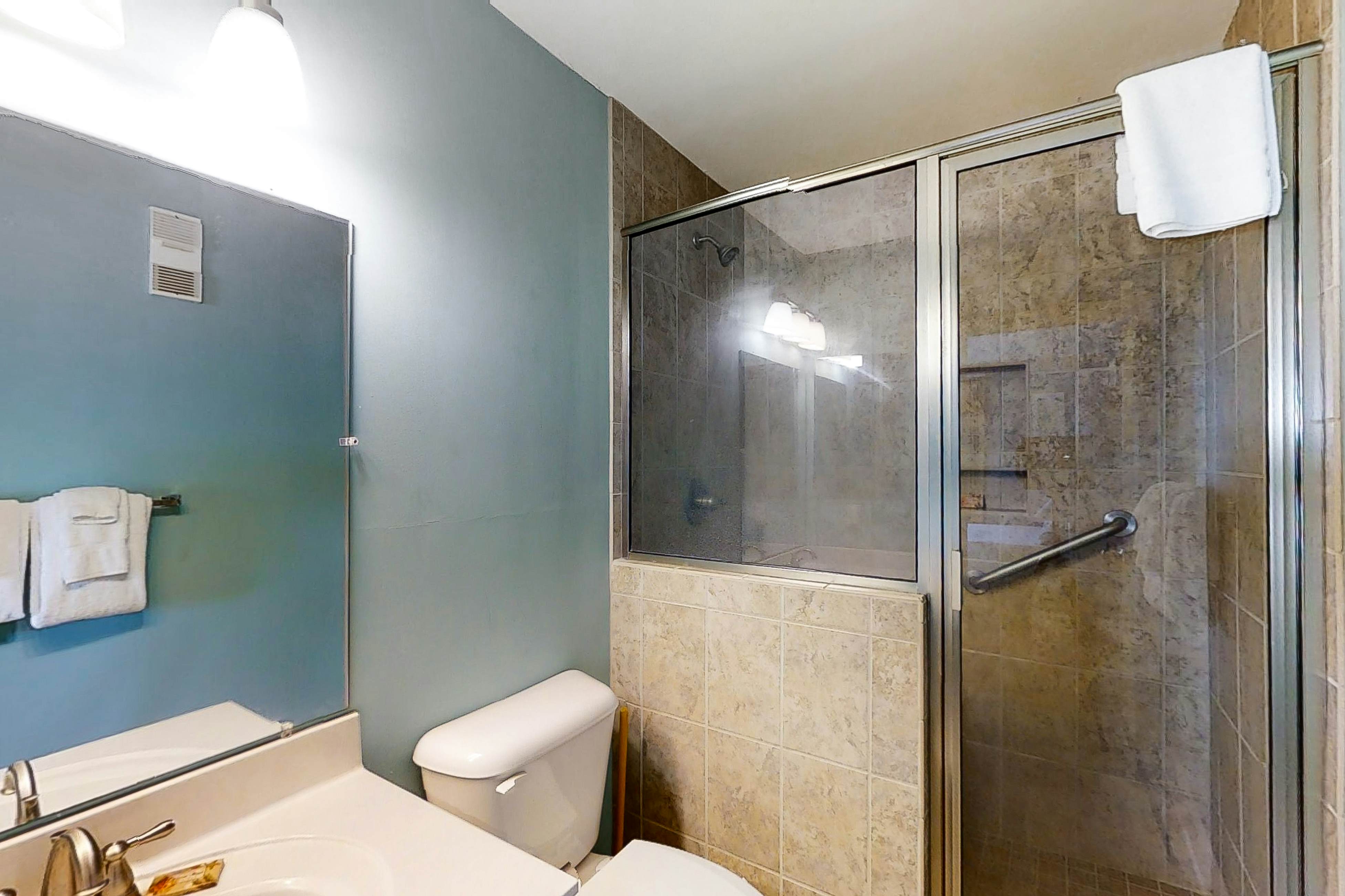 PKBR01 Breakers C-22