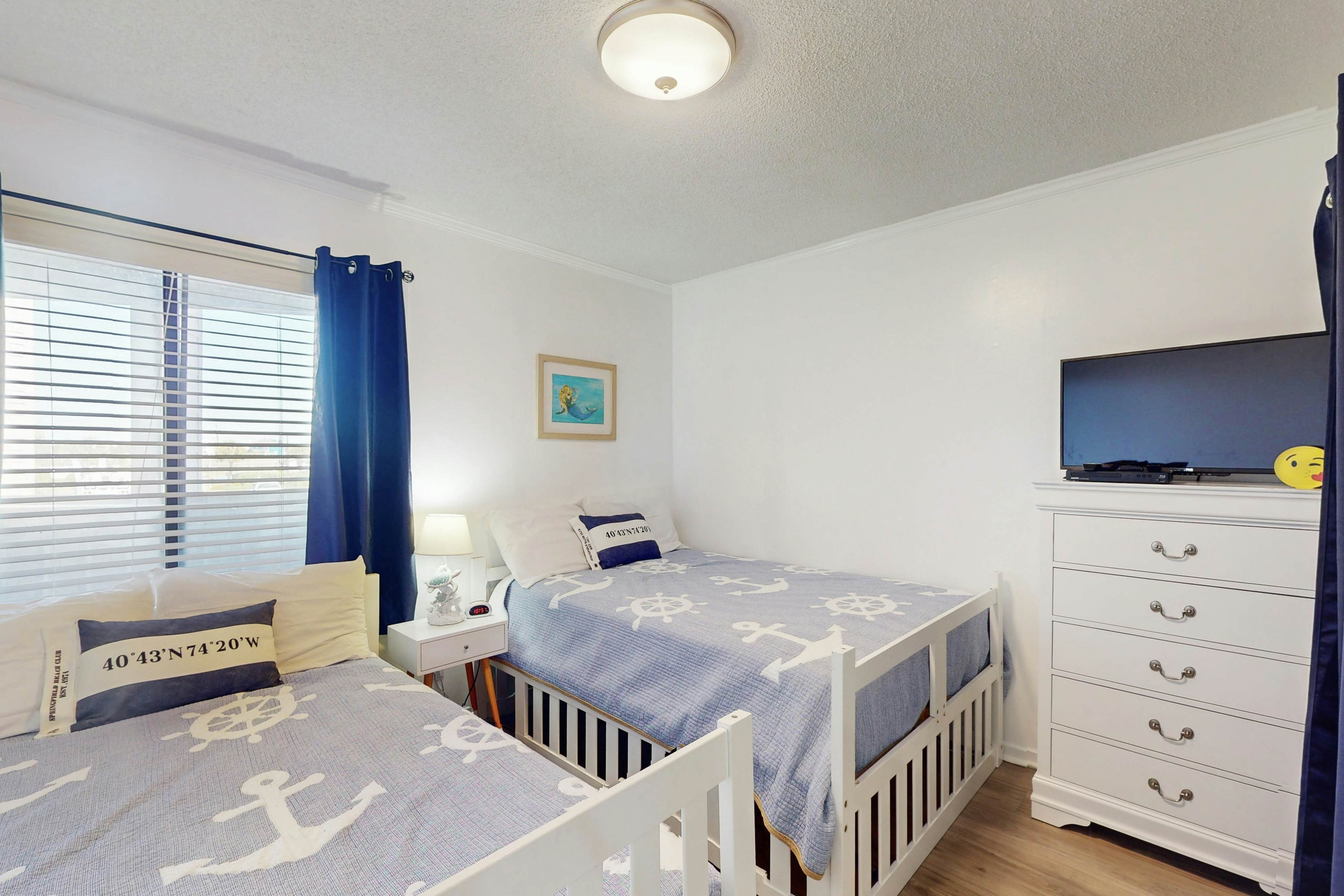 ABPAB166 Sandy Shores