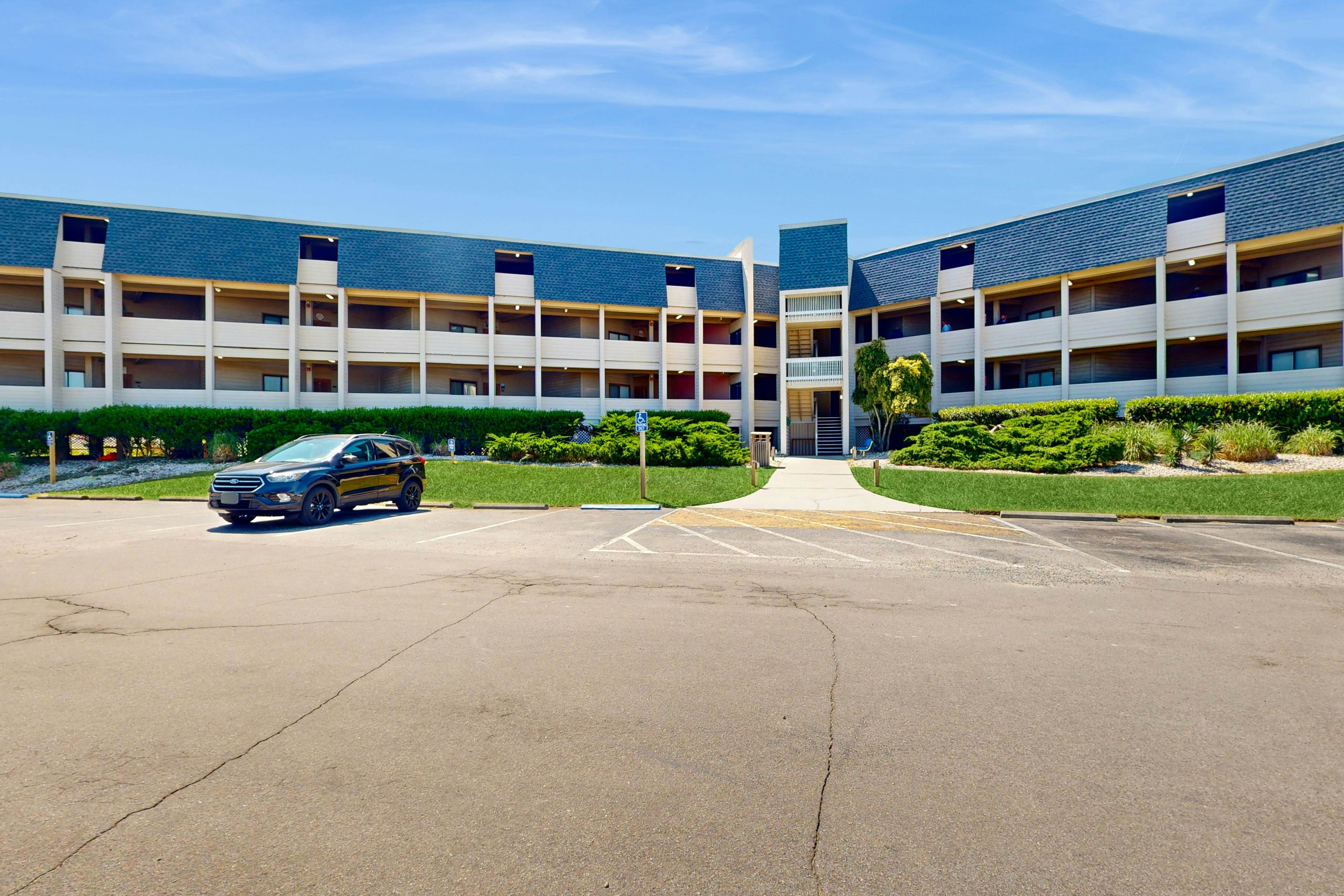 ABPAB166 Sandy Shores