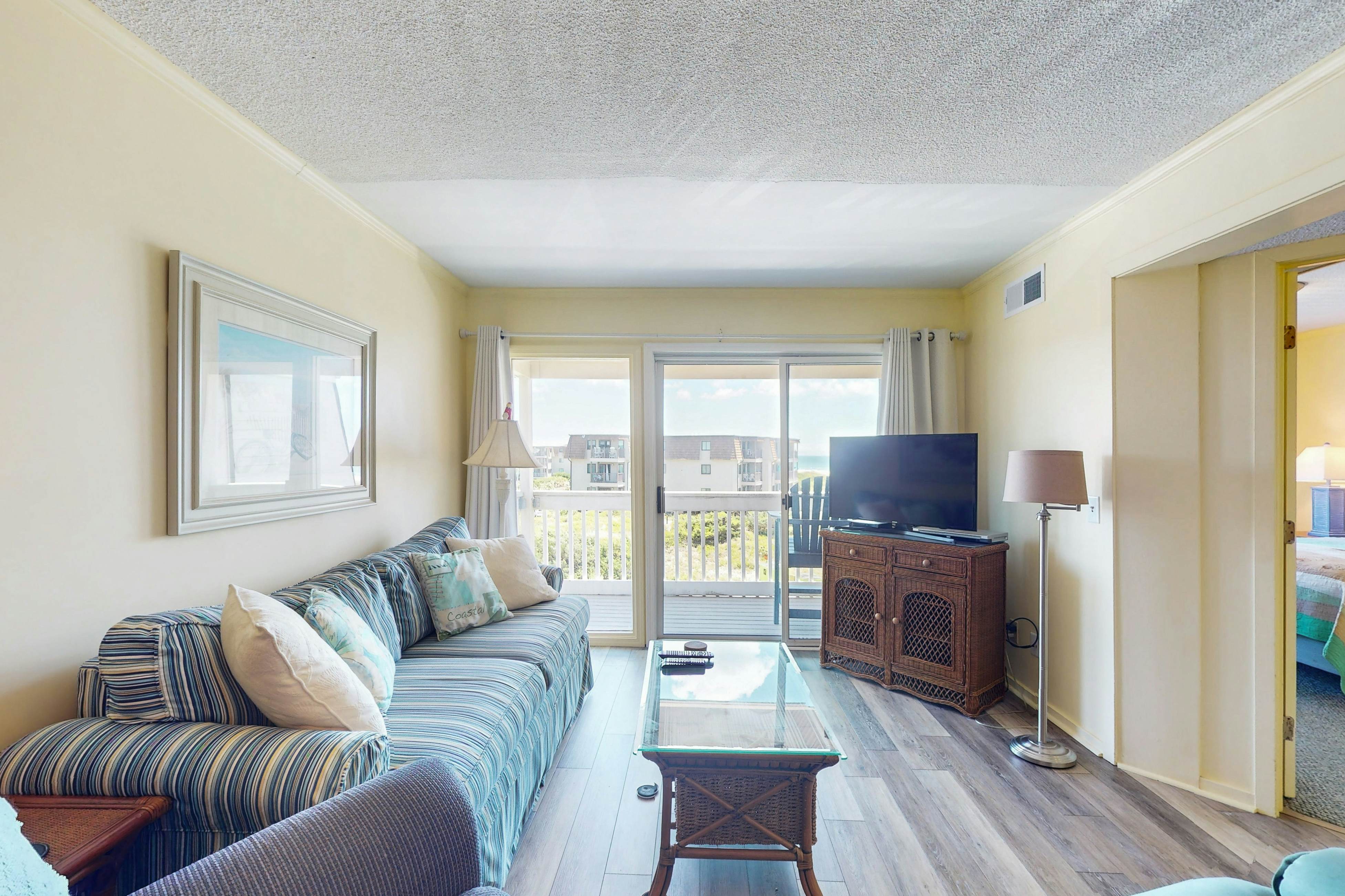 ABPAB167 Blue Haven Beach Retreat