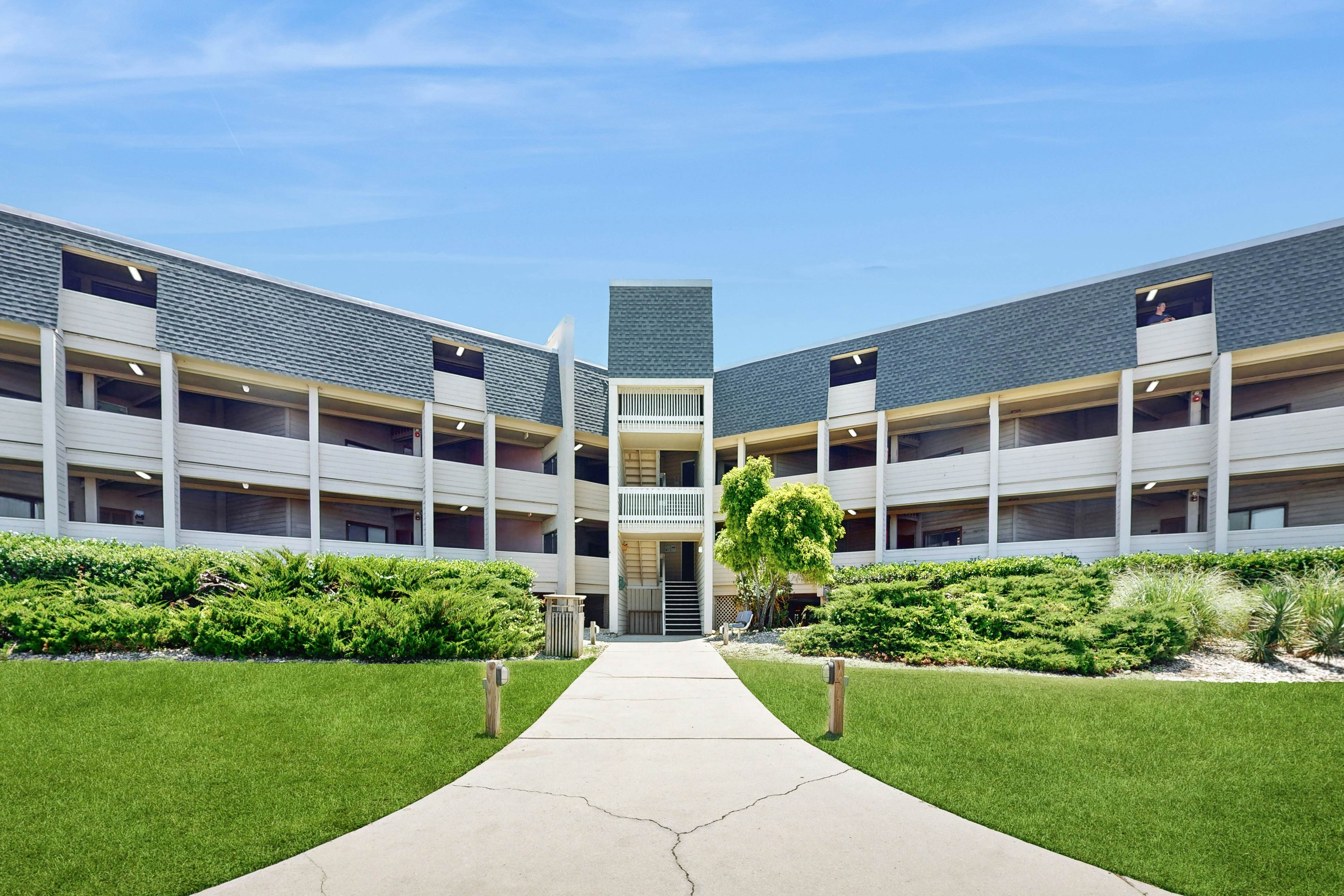 ABPAB167 Blue Haven Beach Retreat