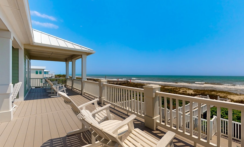 Oceanfront home with direct beach access and movie room