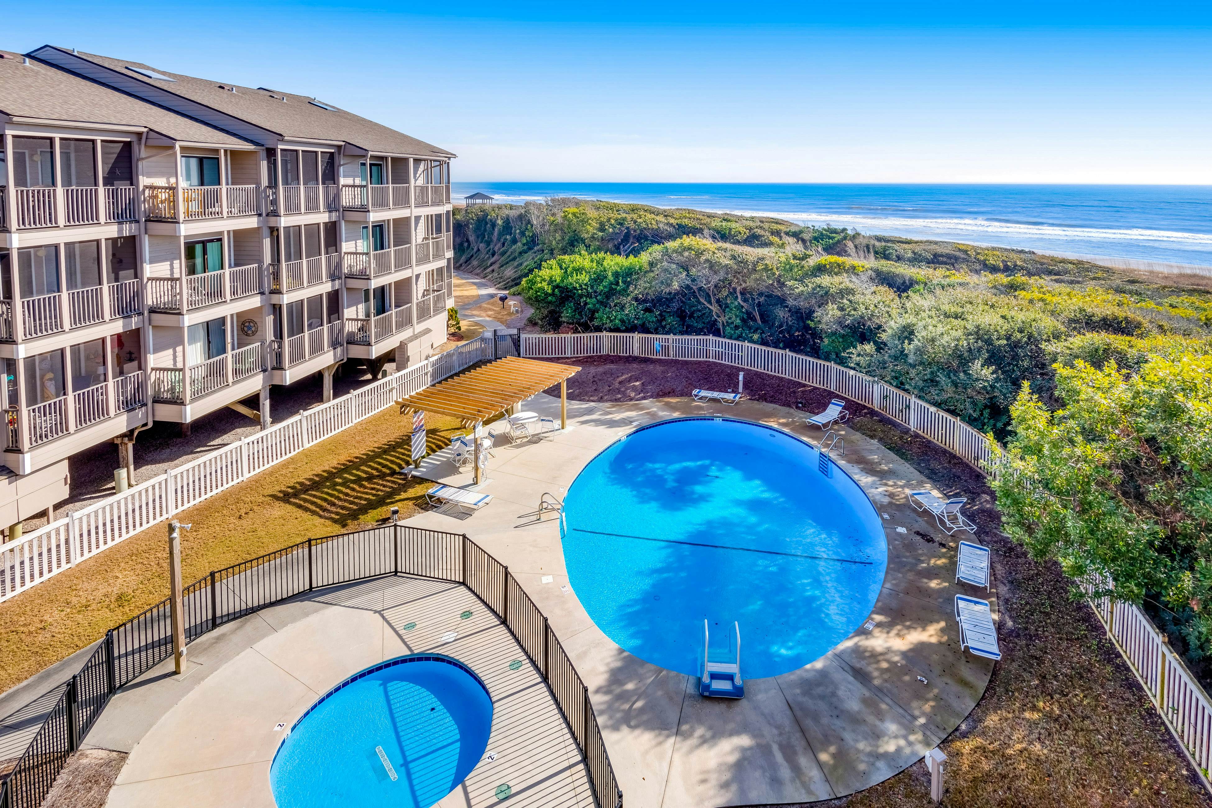 ABIBO43 Island Beach & Racquet Club B302