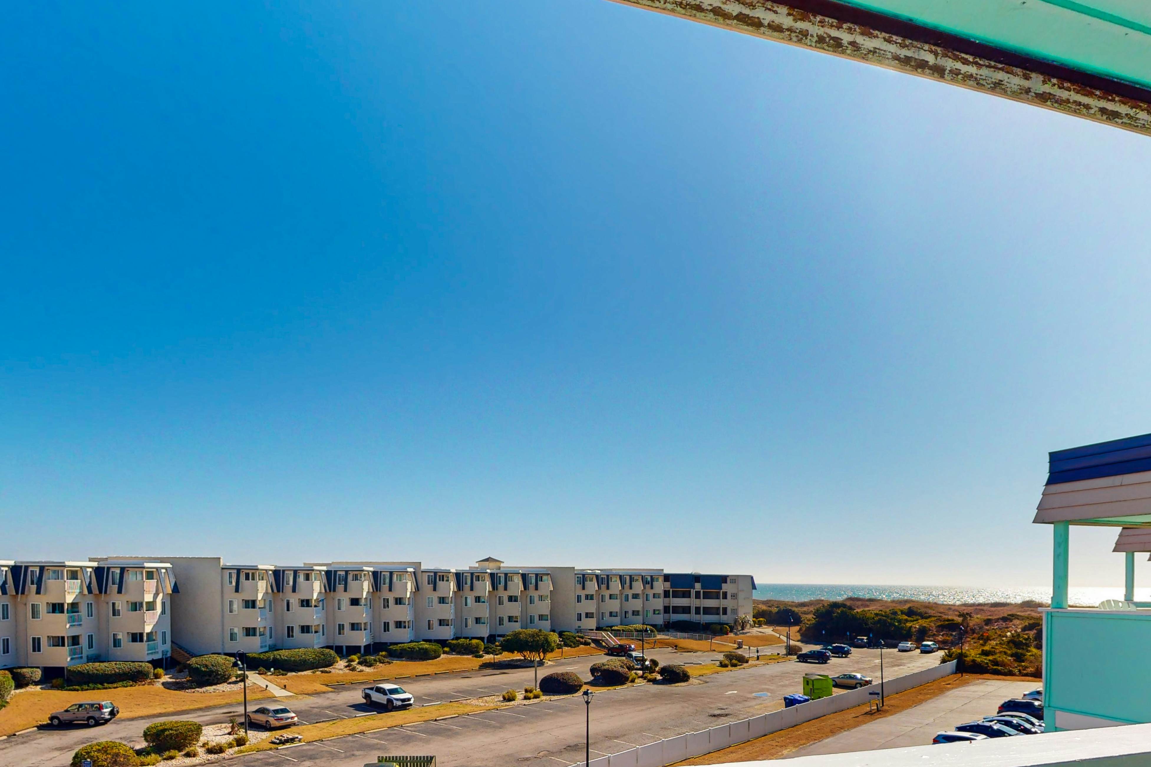 ABSS151 Seaspray 305