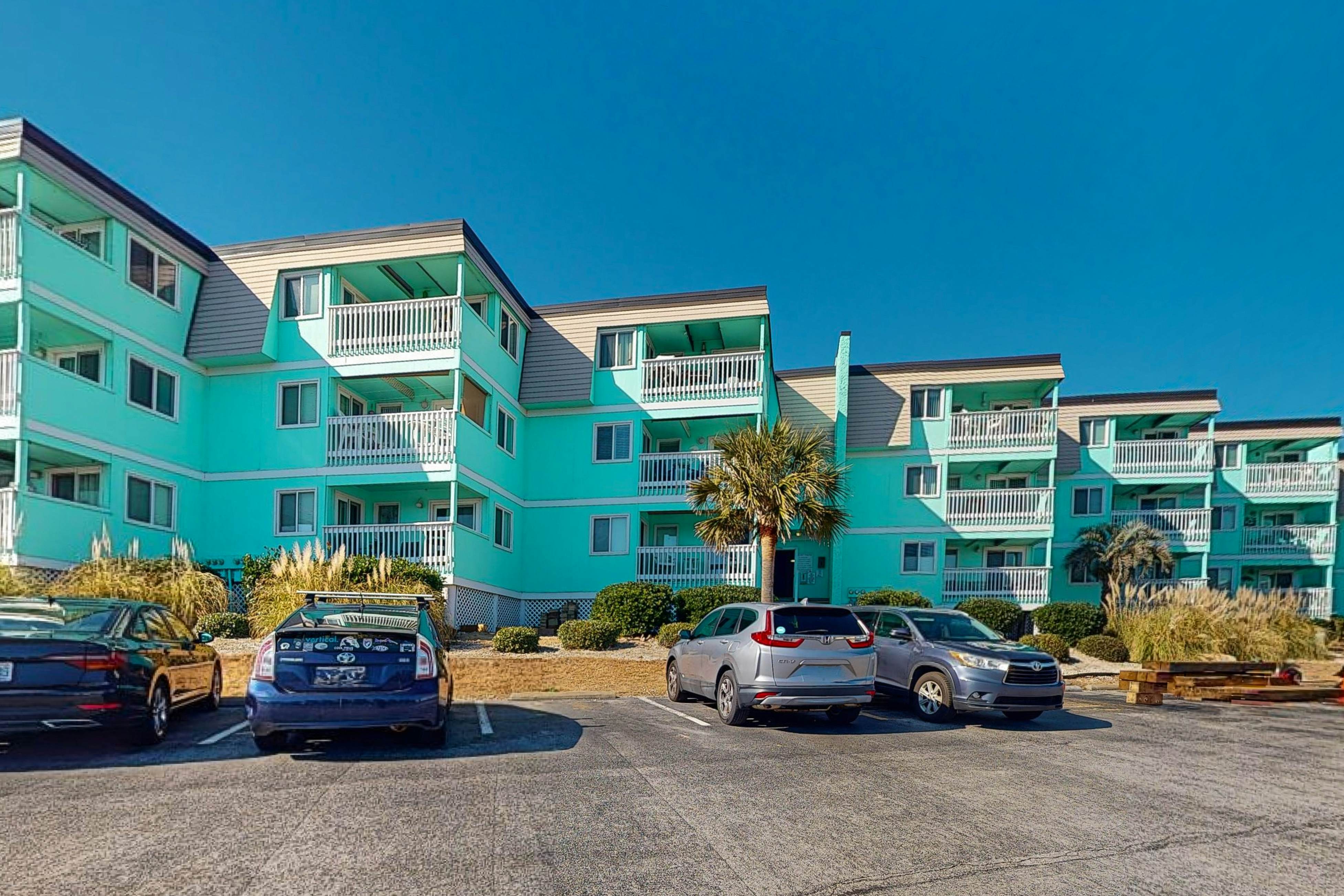 ABSS151 Seaspray 305