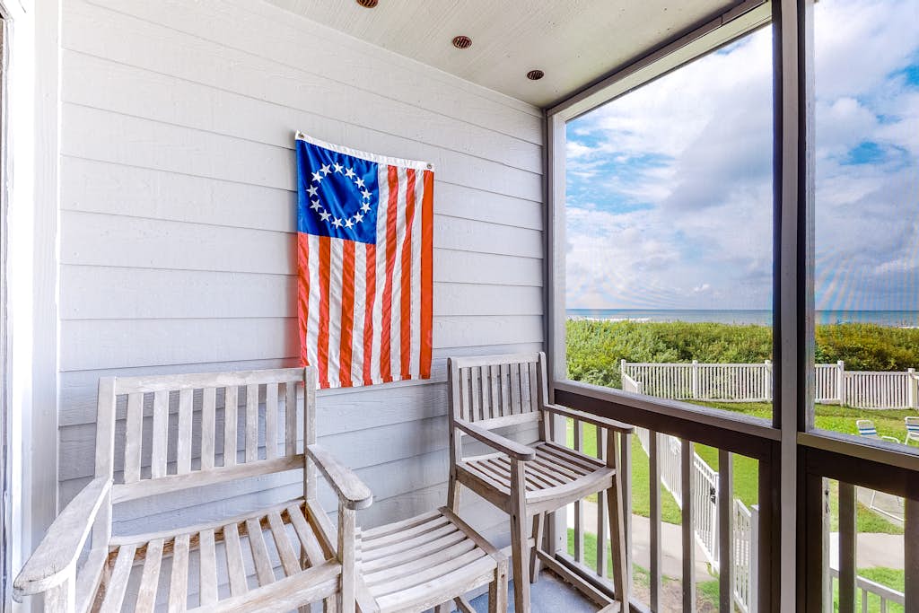 First-Floor, Oceanfront Condo with a Beach View, WiFi, W/D & Shared Pool