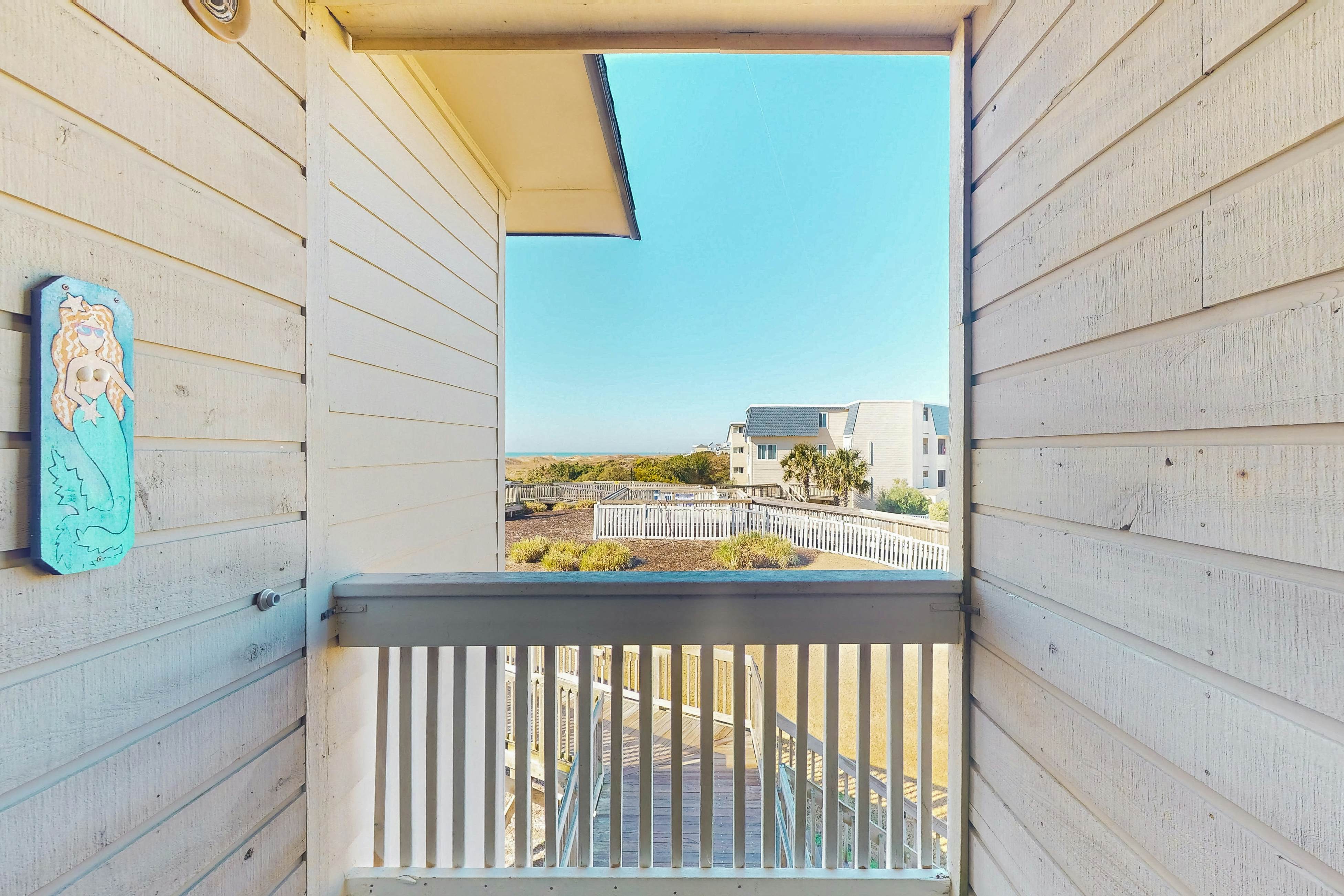 ABPAB79 A Place At The Beach 275