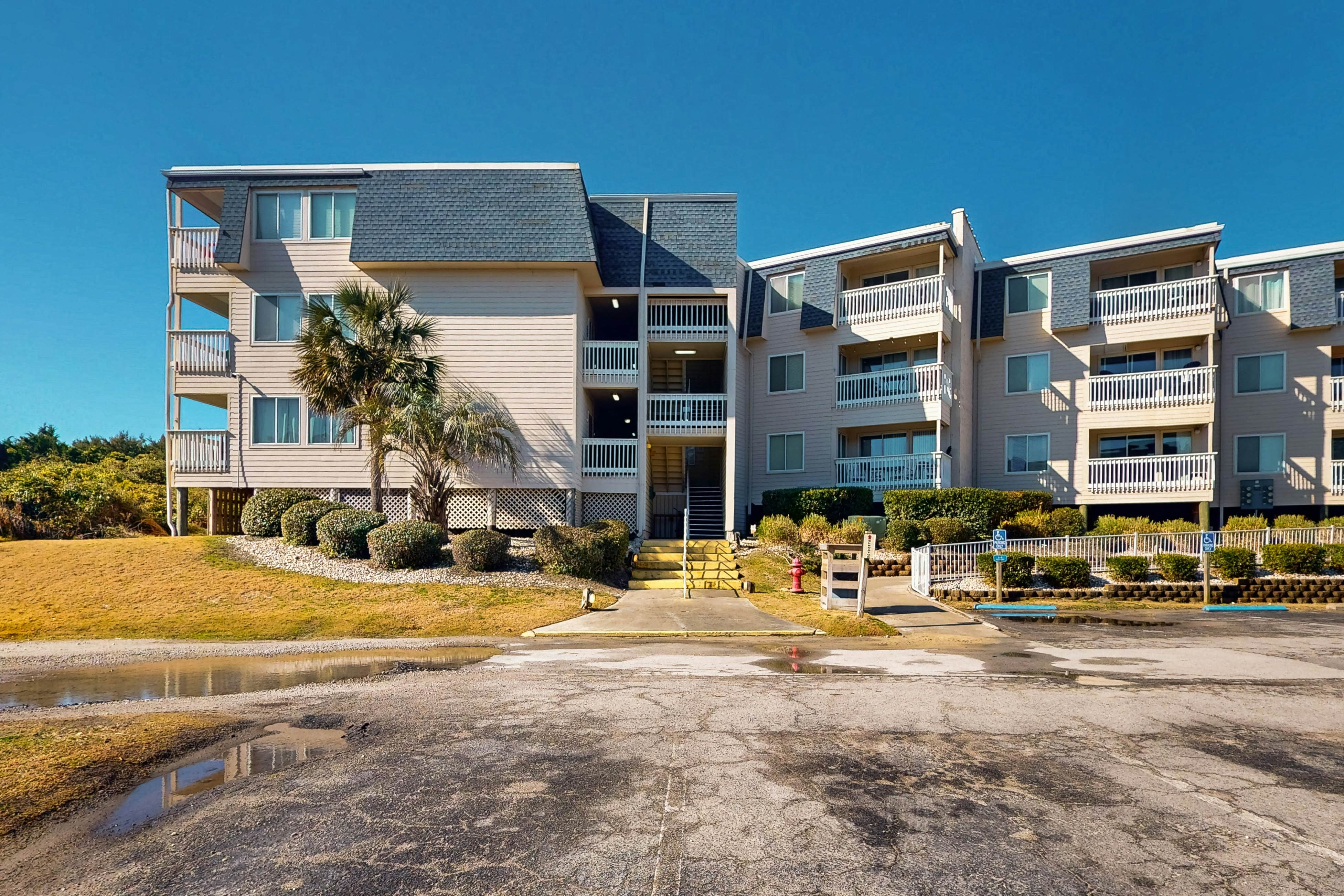 ABPAB79 A Place At The Beach 275