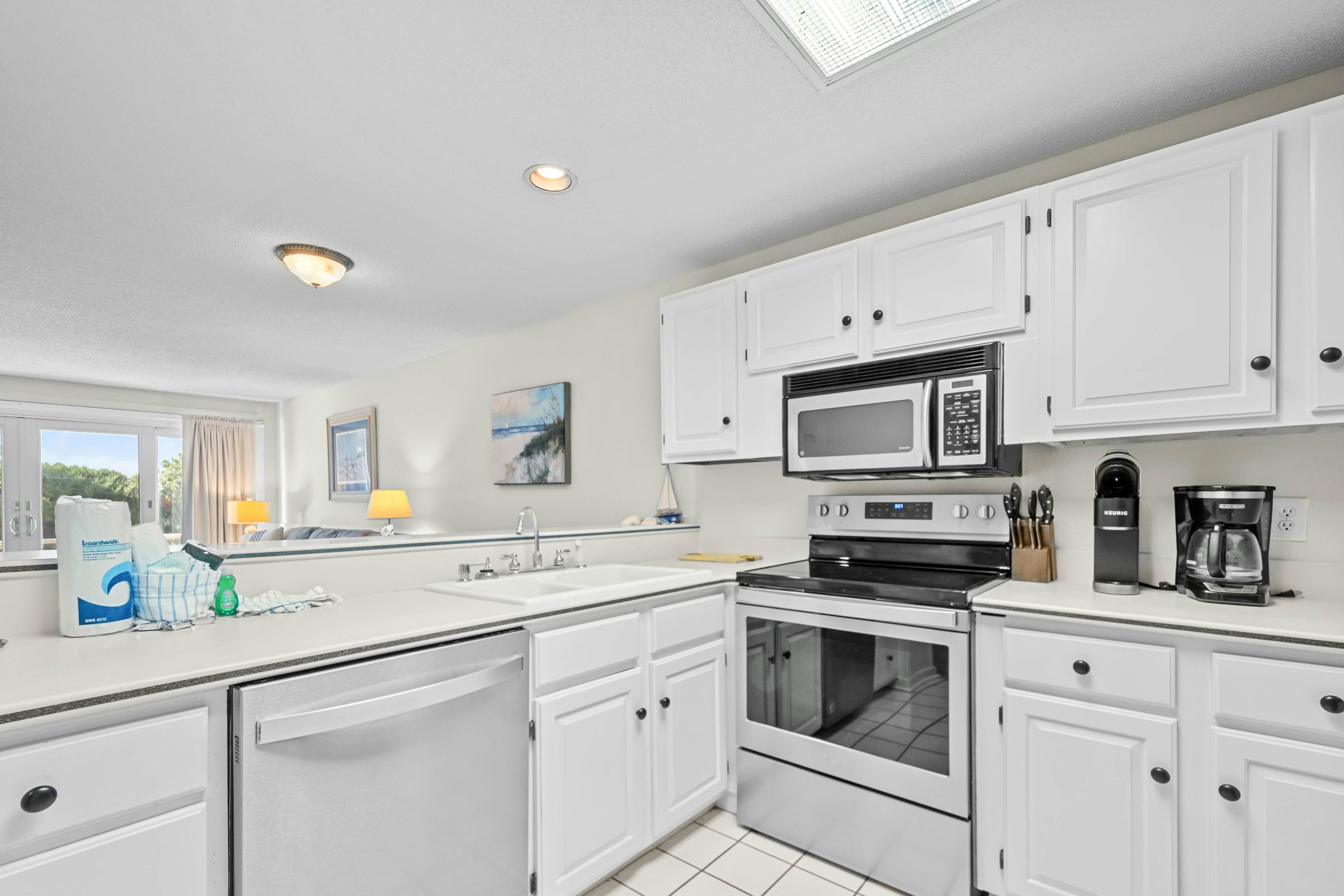 PKBW03 Beachwalk 103