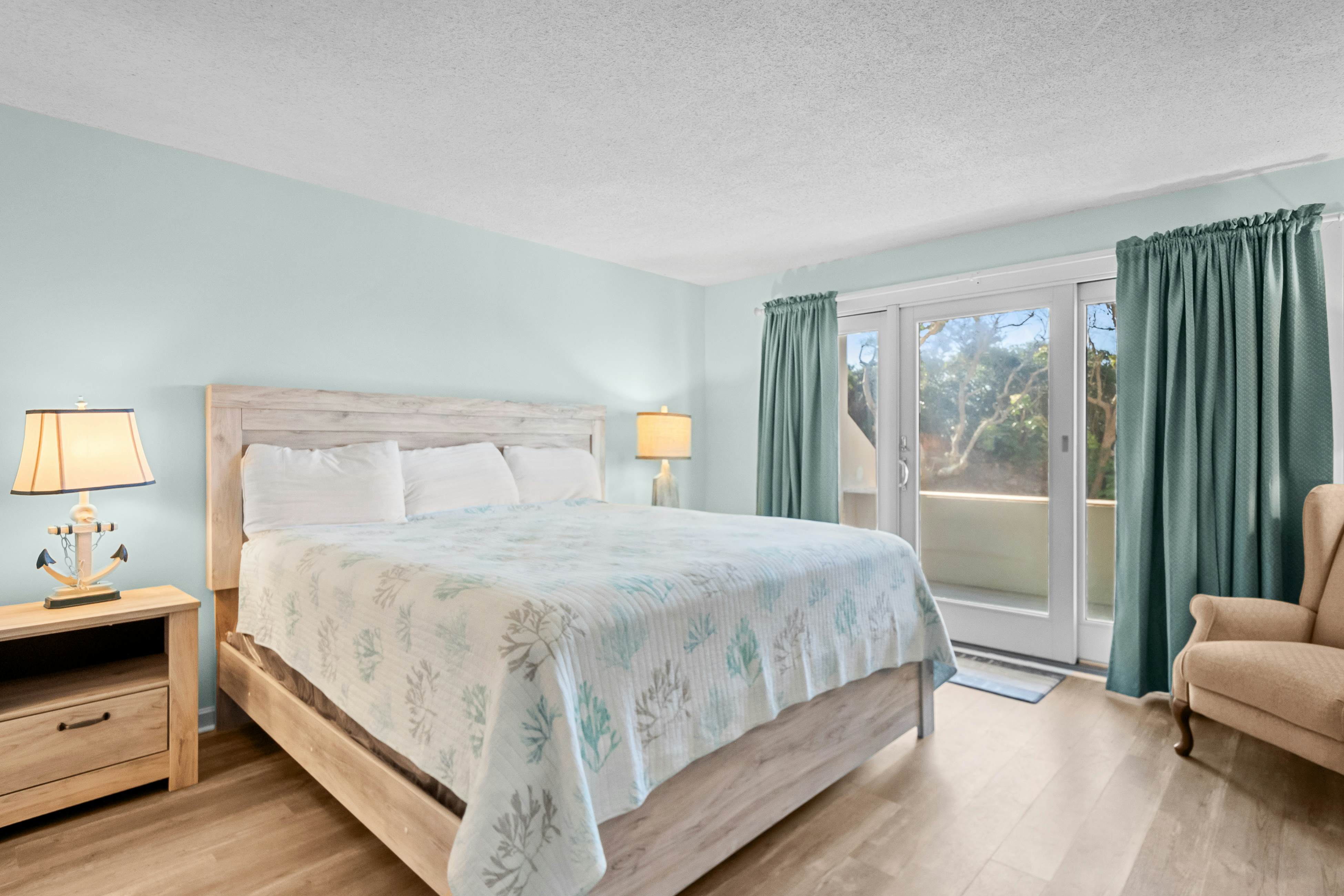 PKBW03 Beachwalk 103