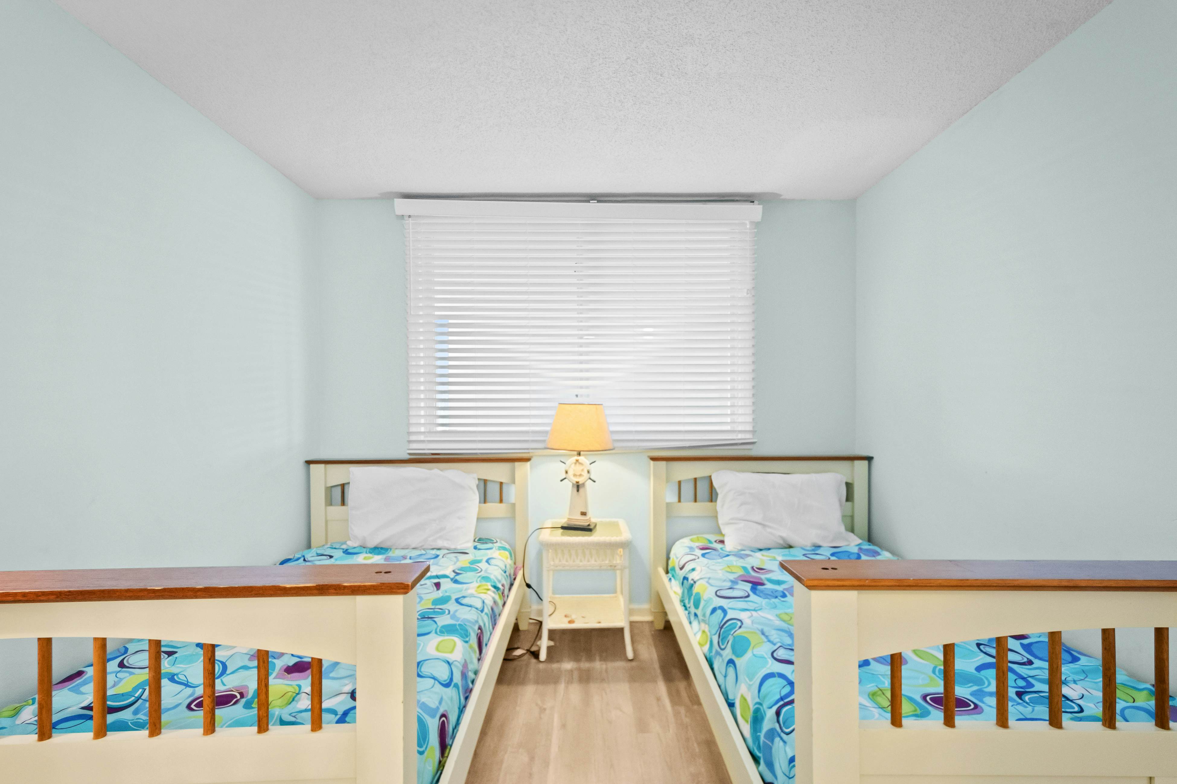 PKBW03 Beachwalk 103